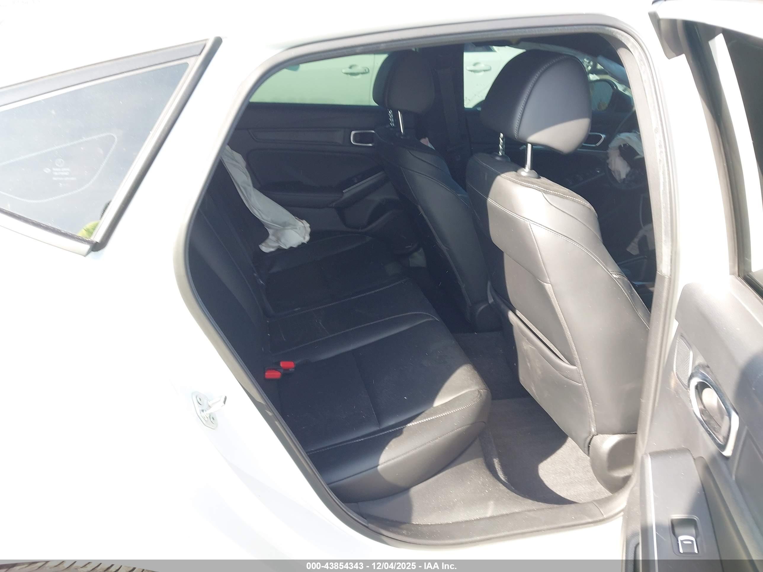 ACURA INTEGRA image 8