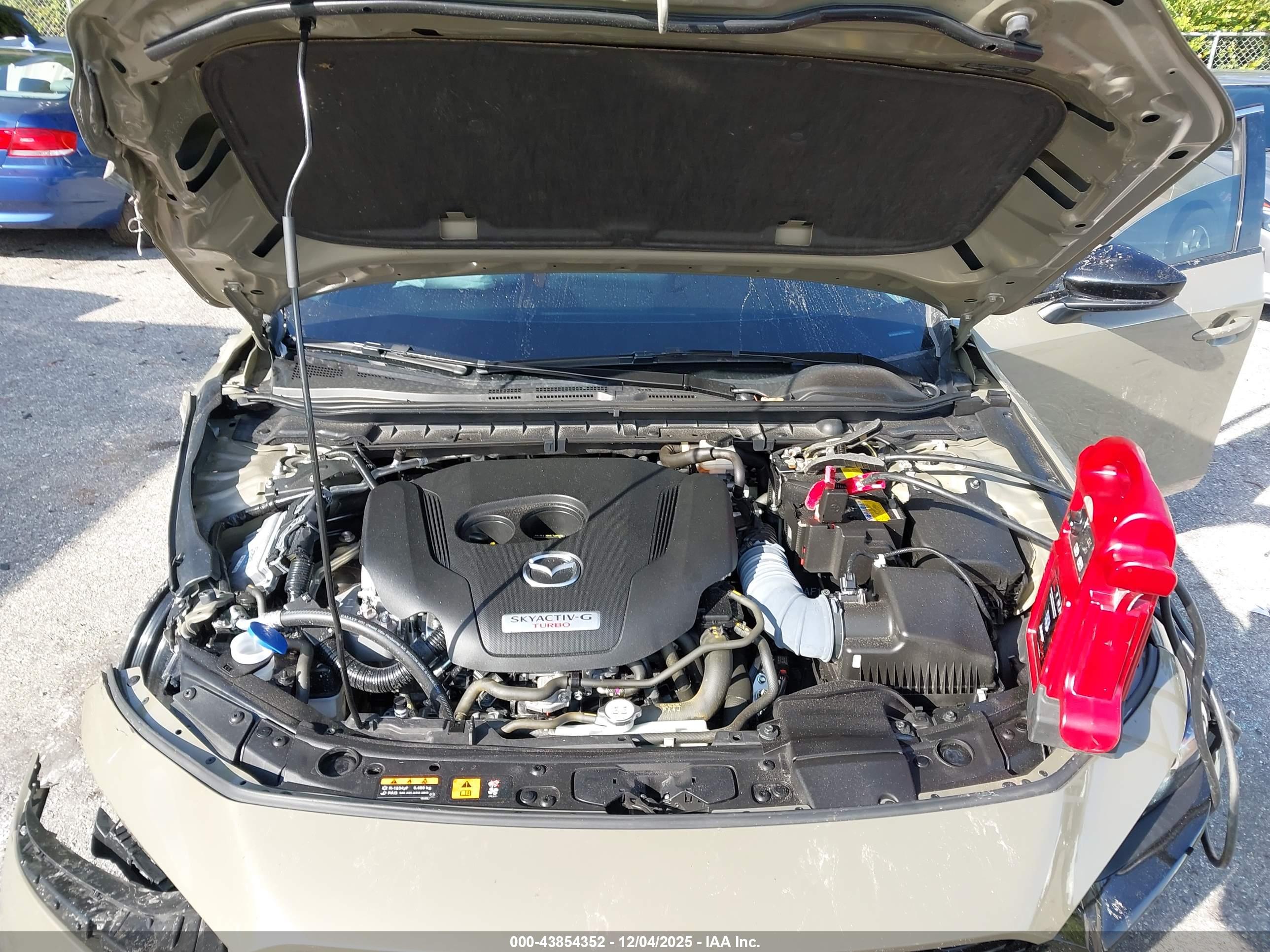 MAZDA MAZDA3 image 10