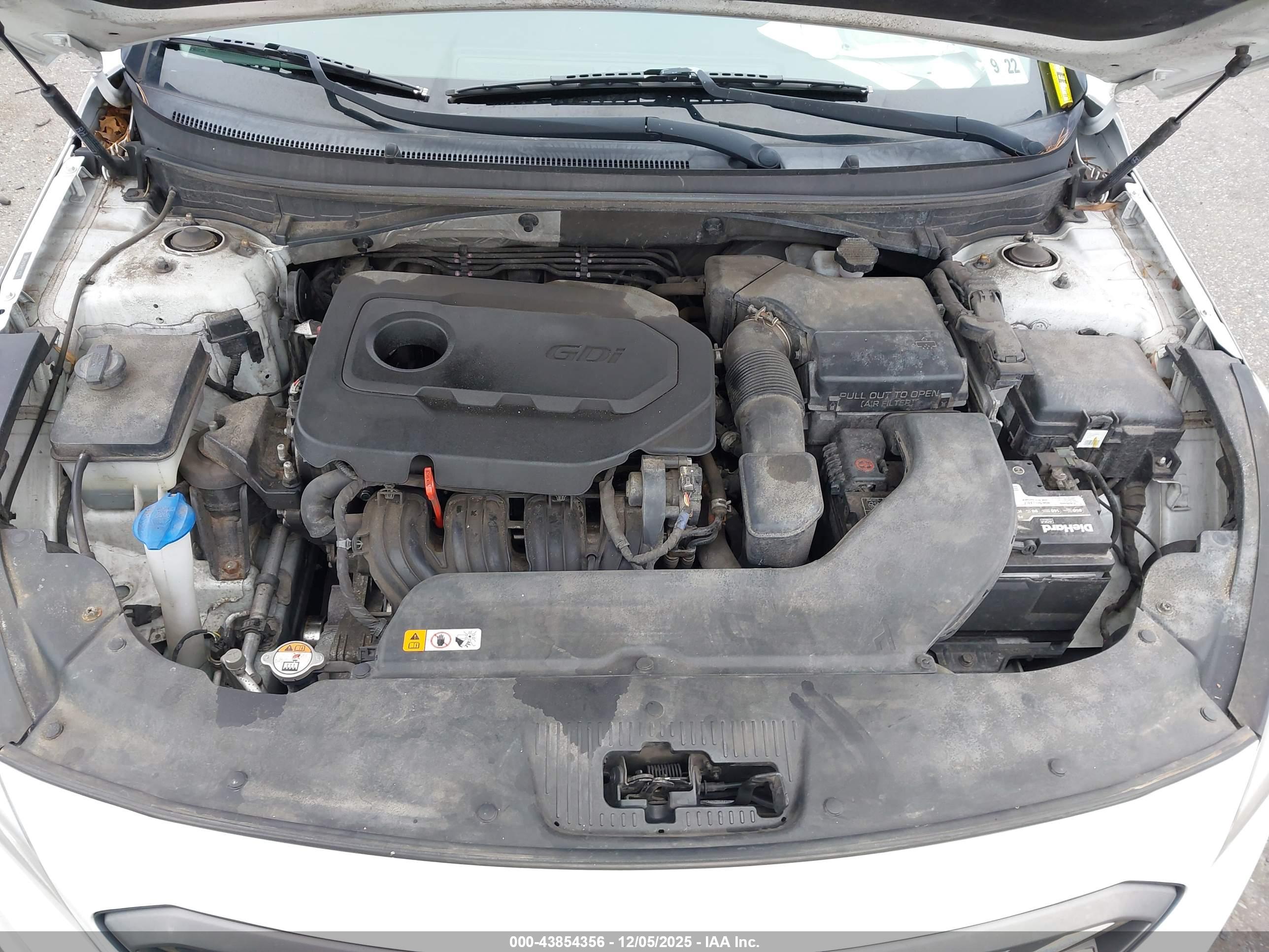 HYUNDAI SONATA image 10