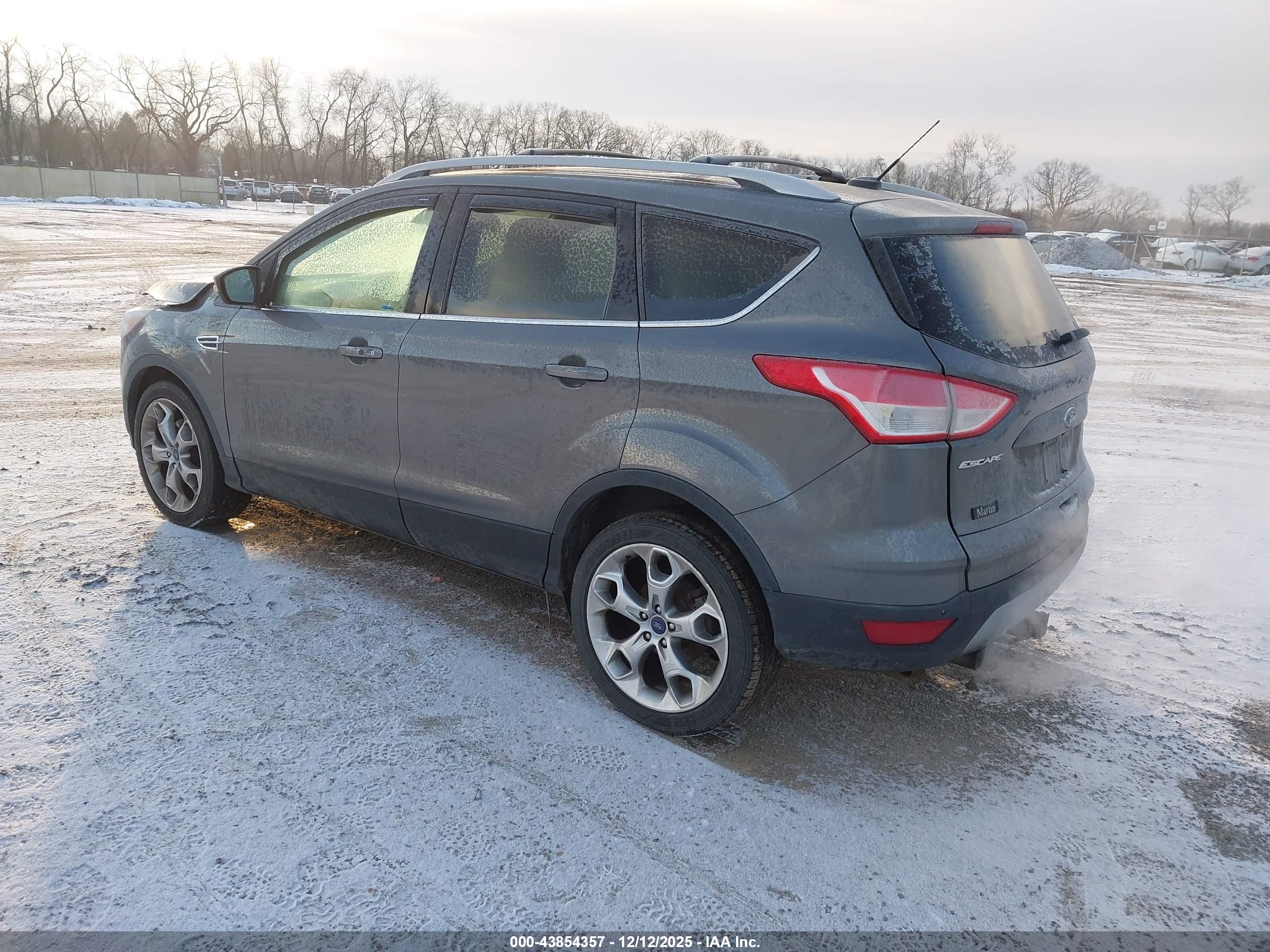 FORD ESCAPE image 3