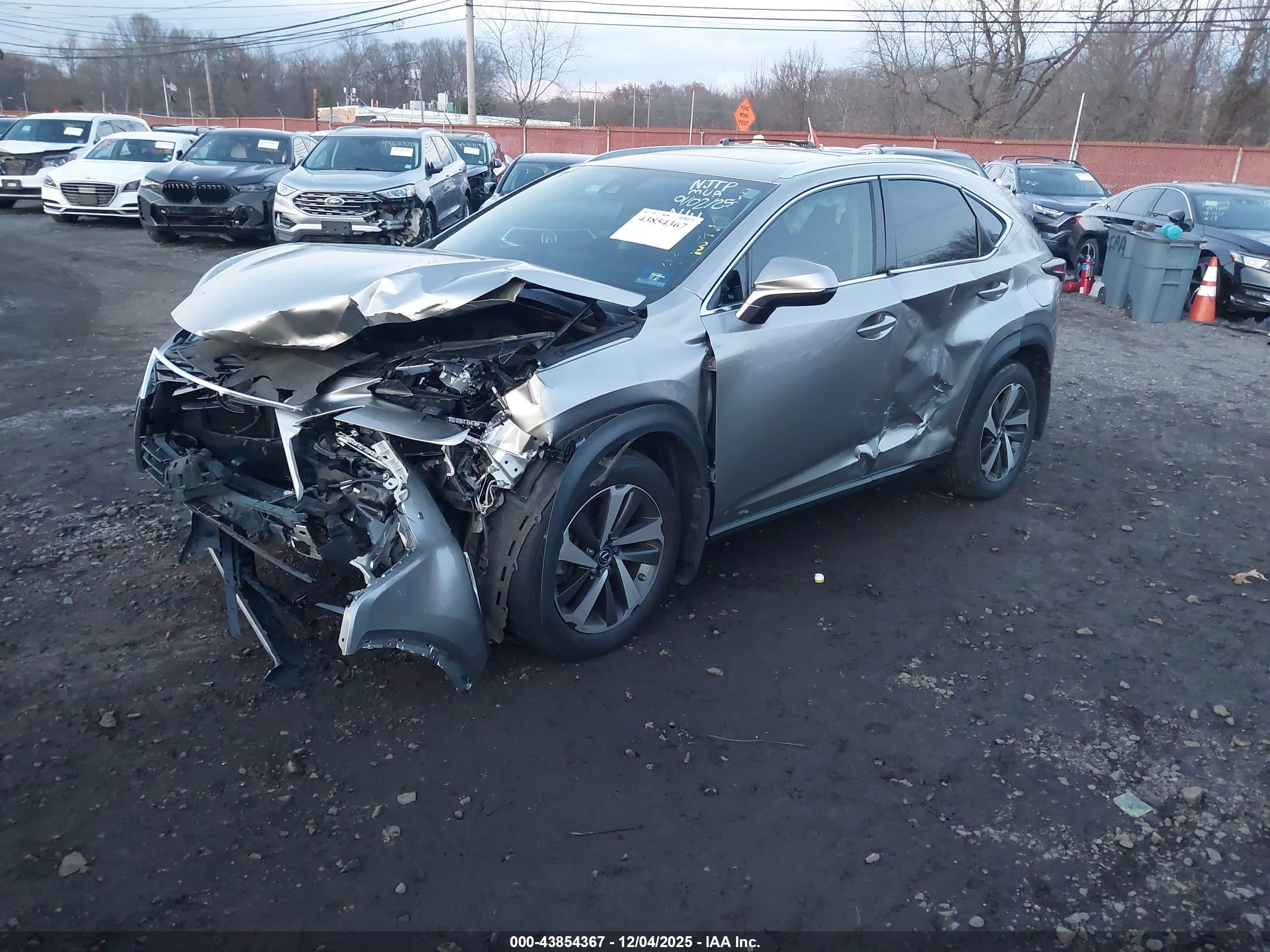 LEXUS NX image 2