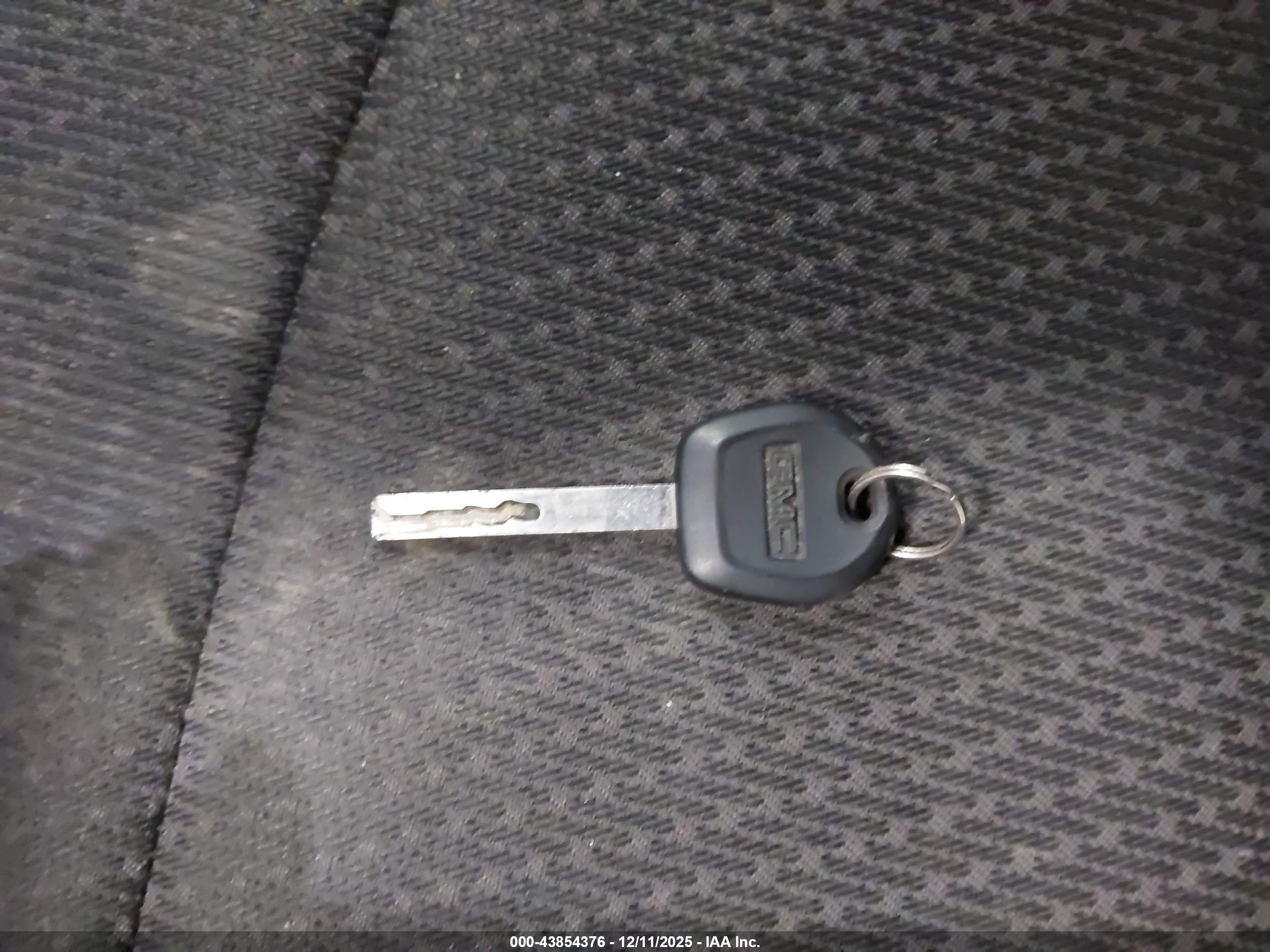 GMC SIERRA image 11