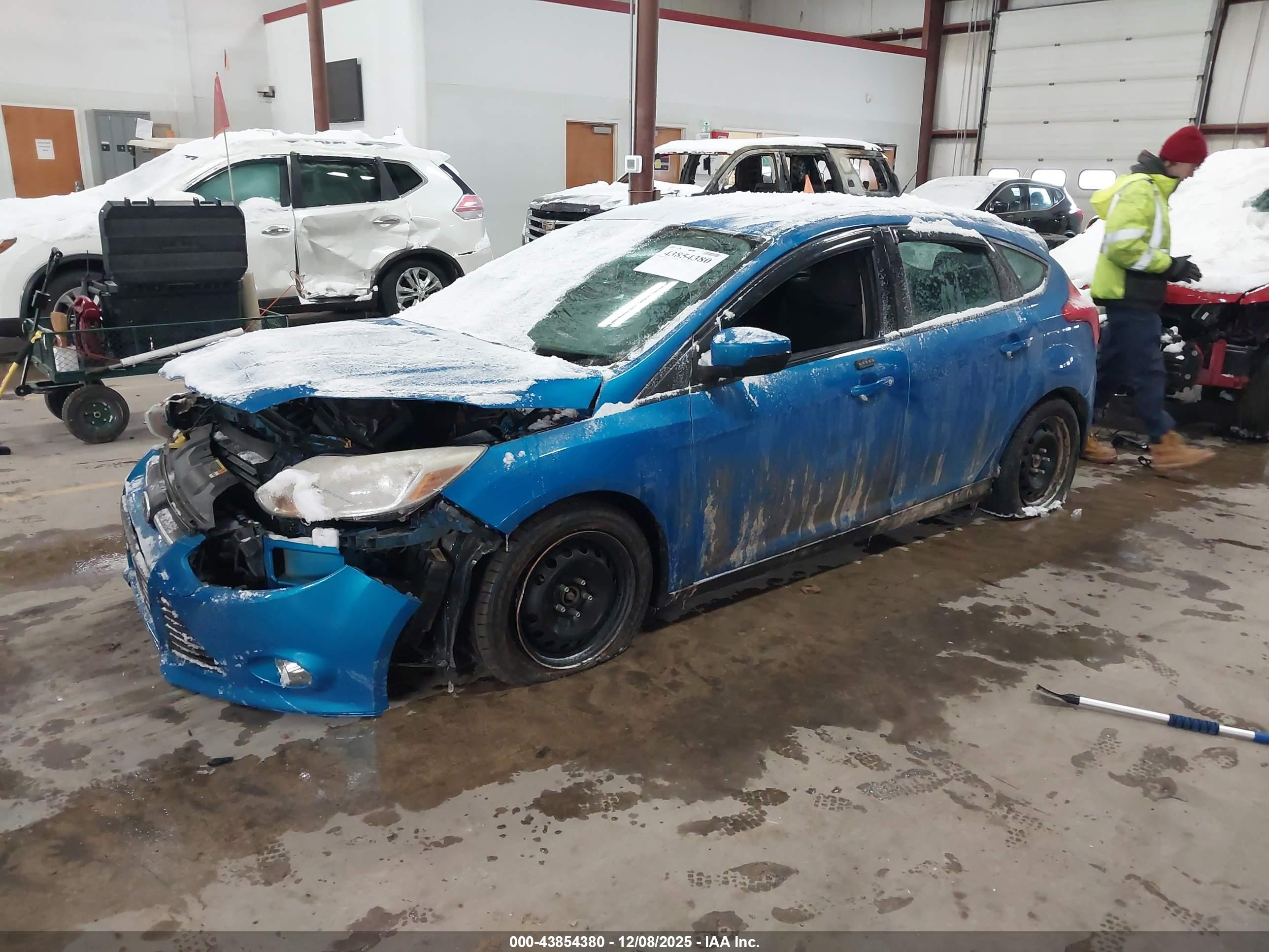 FORD FOCUS image 2
