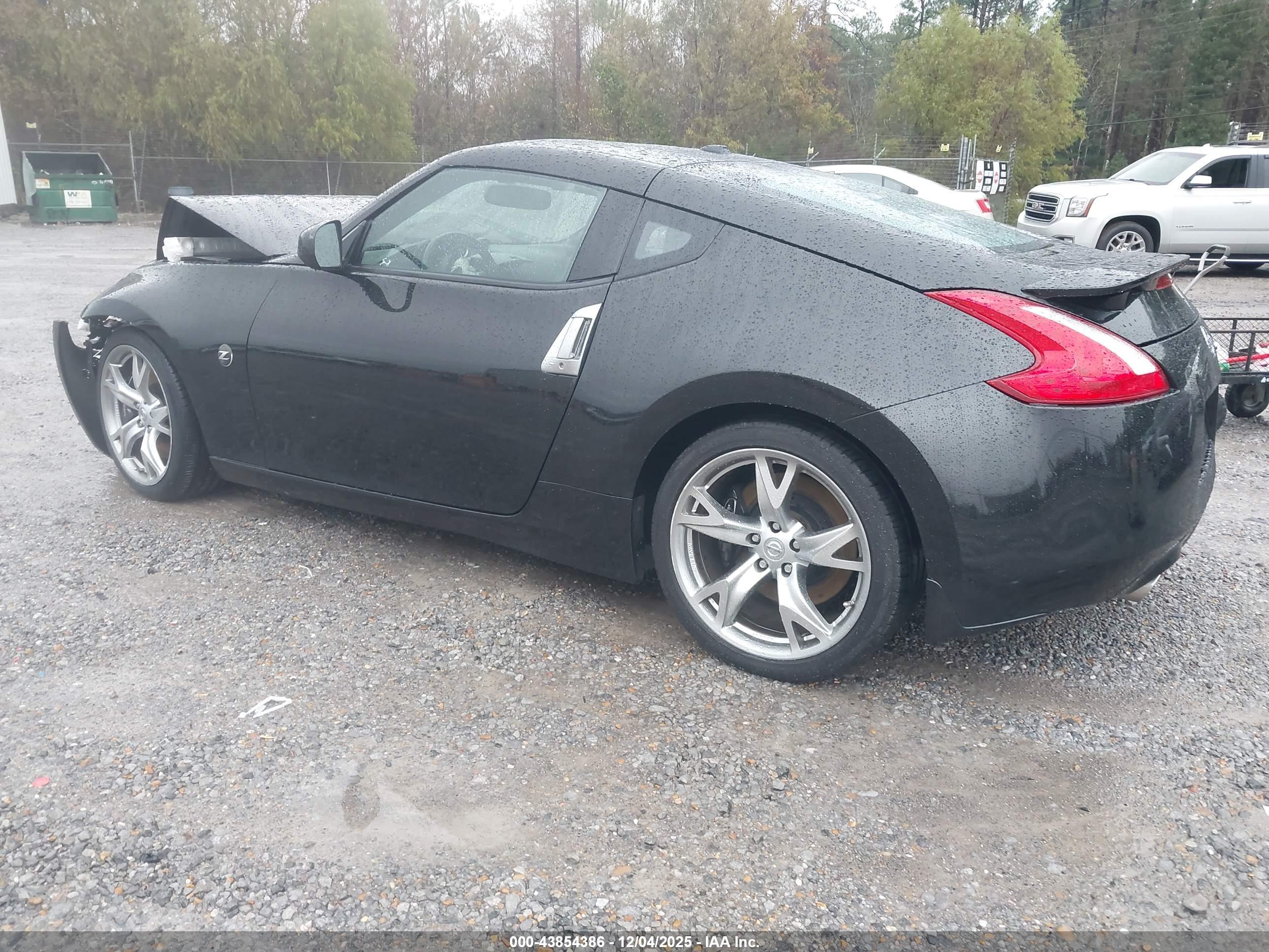 NISSAN 370Z image 3