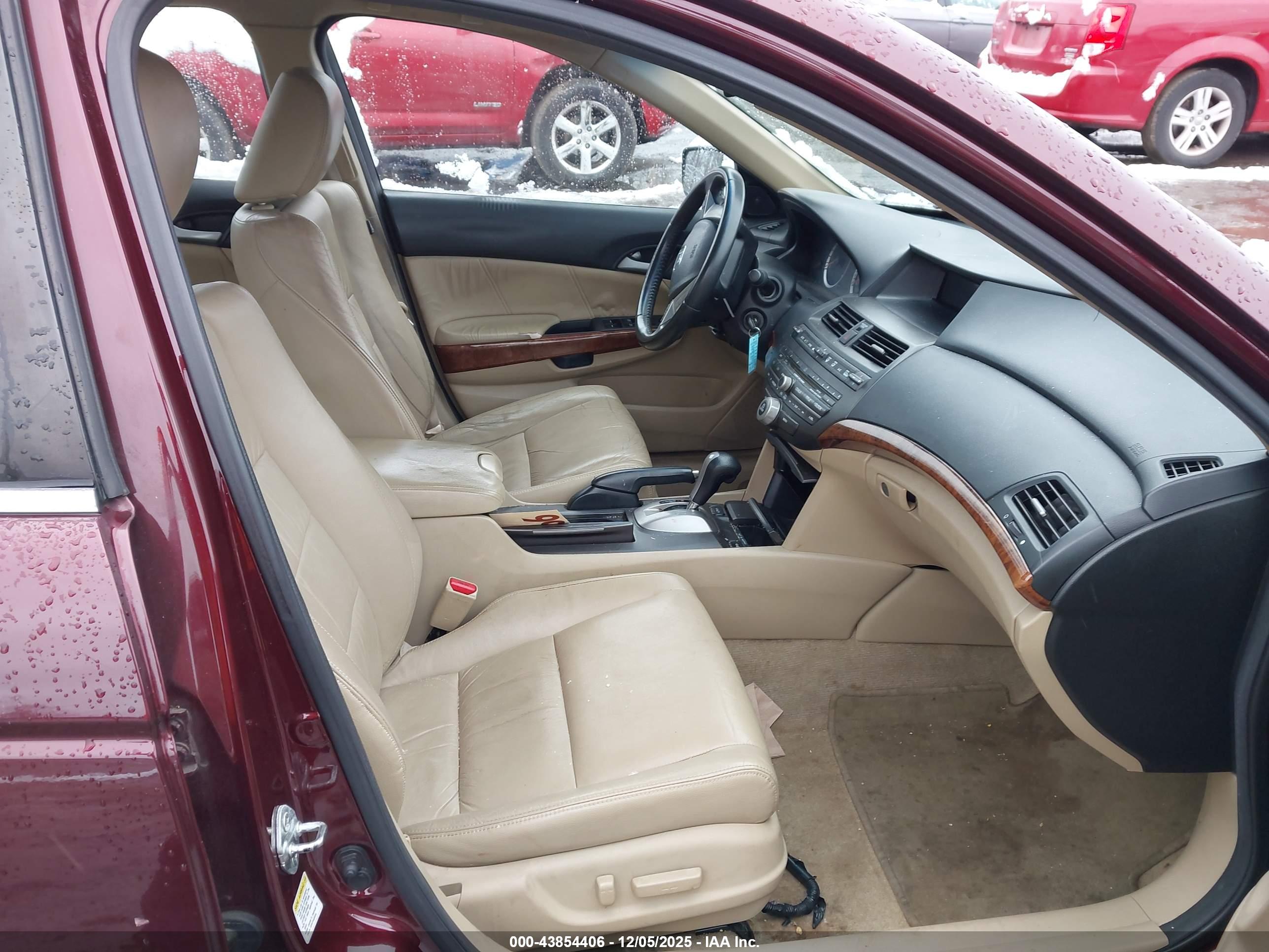 HONDA ACCORD image 5