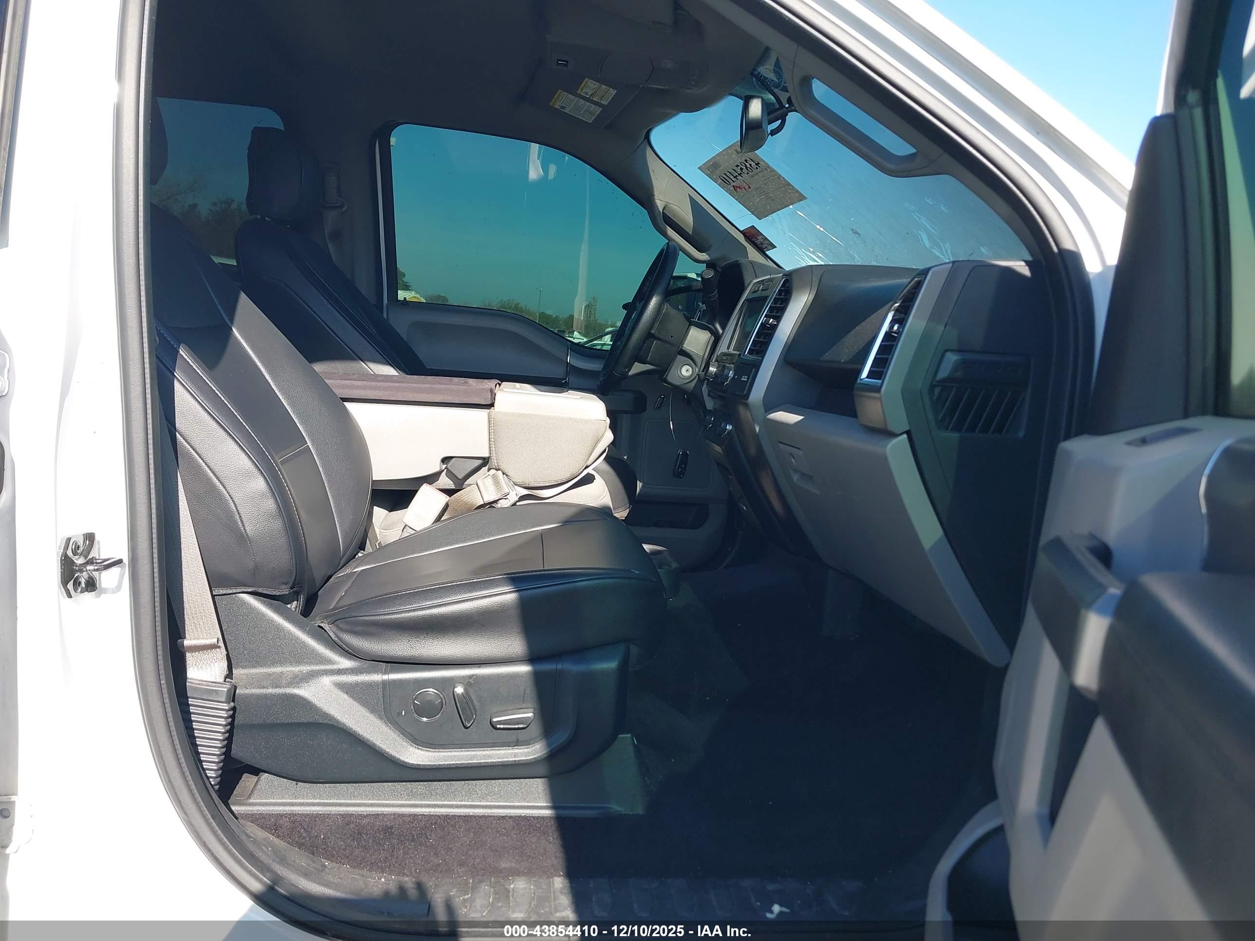 FORD F-150 image 5