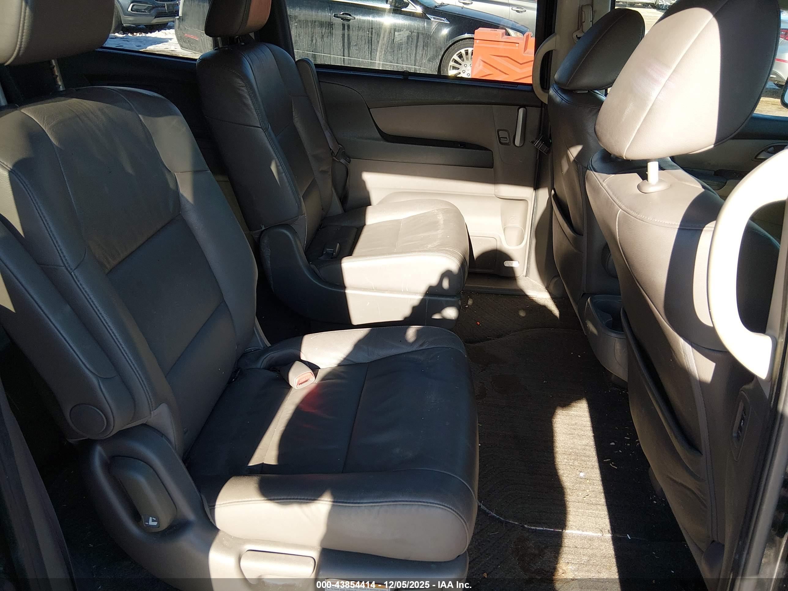 HONDA ODYSSEY image 8