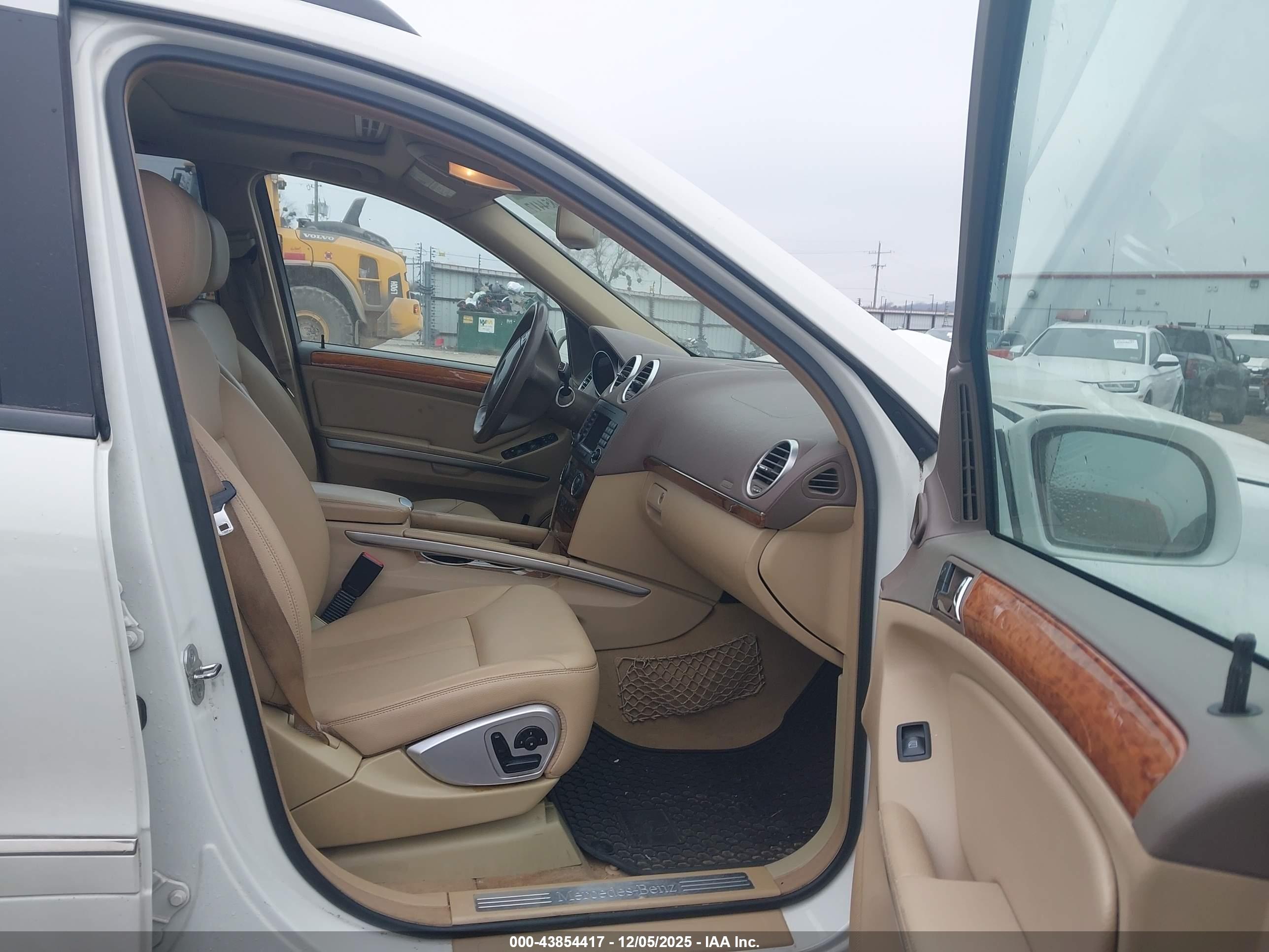 MERCEDES-BENZ GL image 5