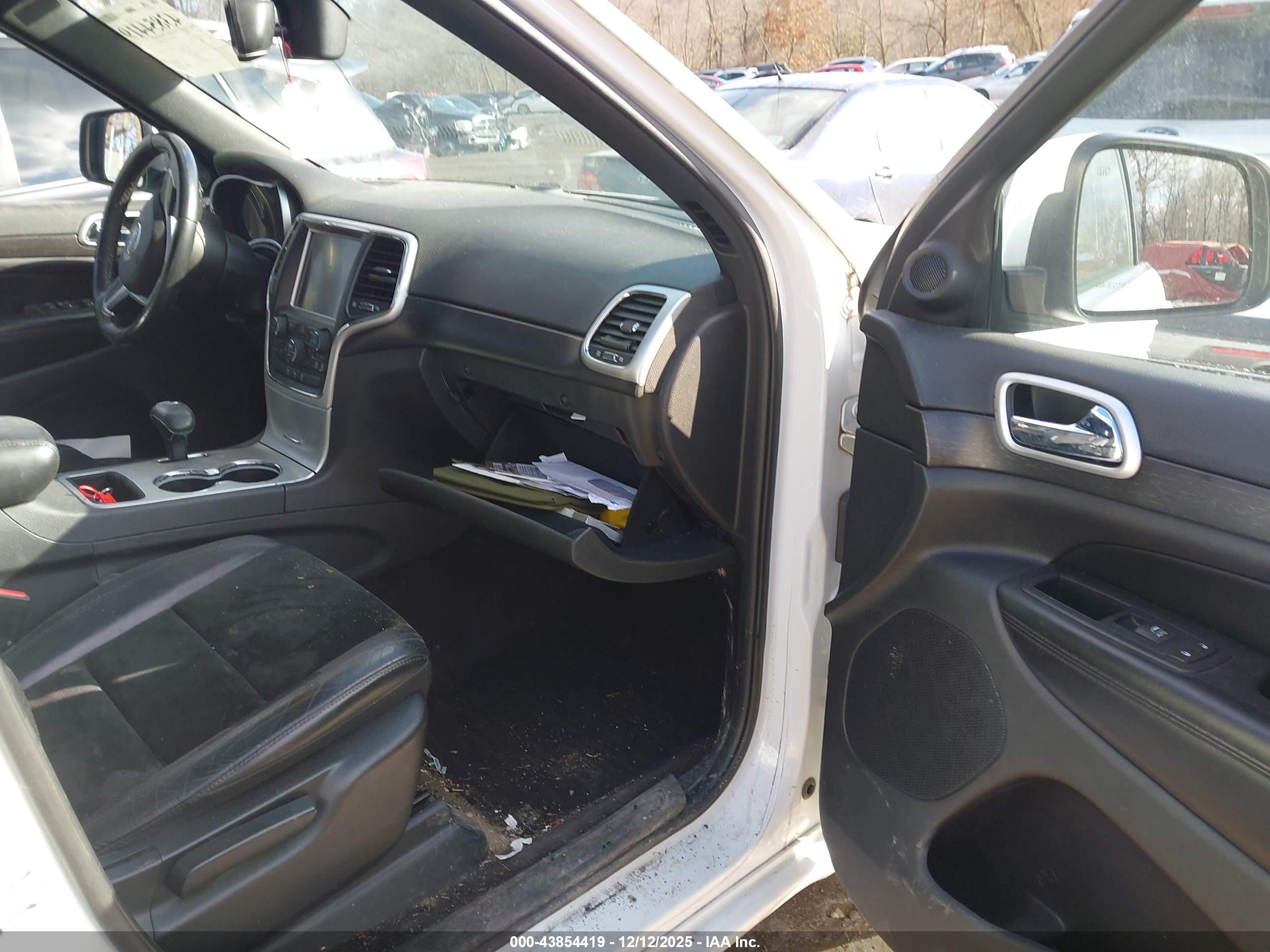 JEEP GRAND image 5