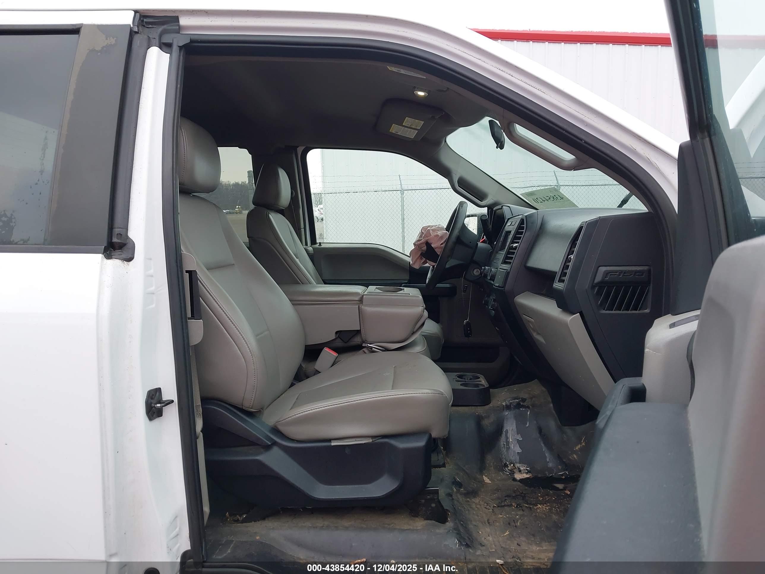 FORD F-150 image 5