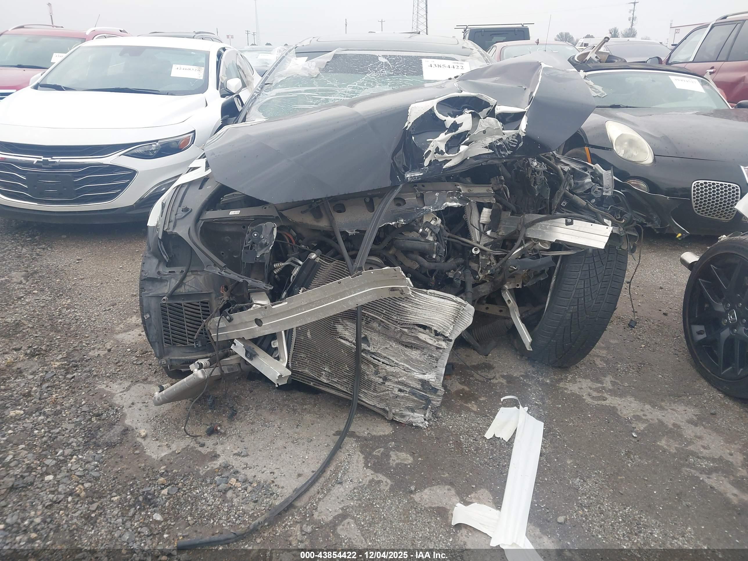 BMW 550I image 6