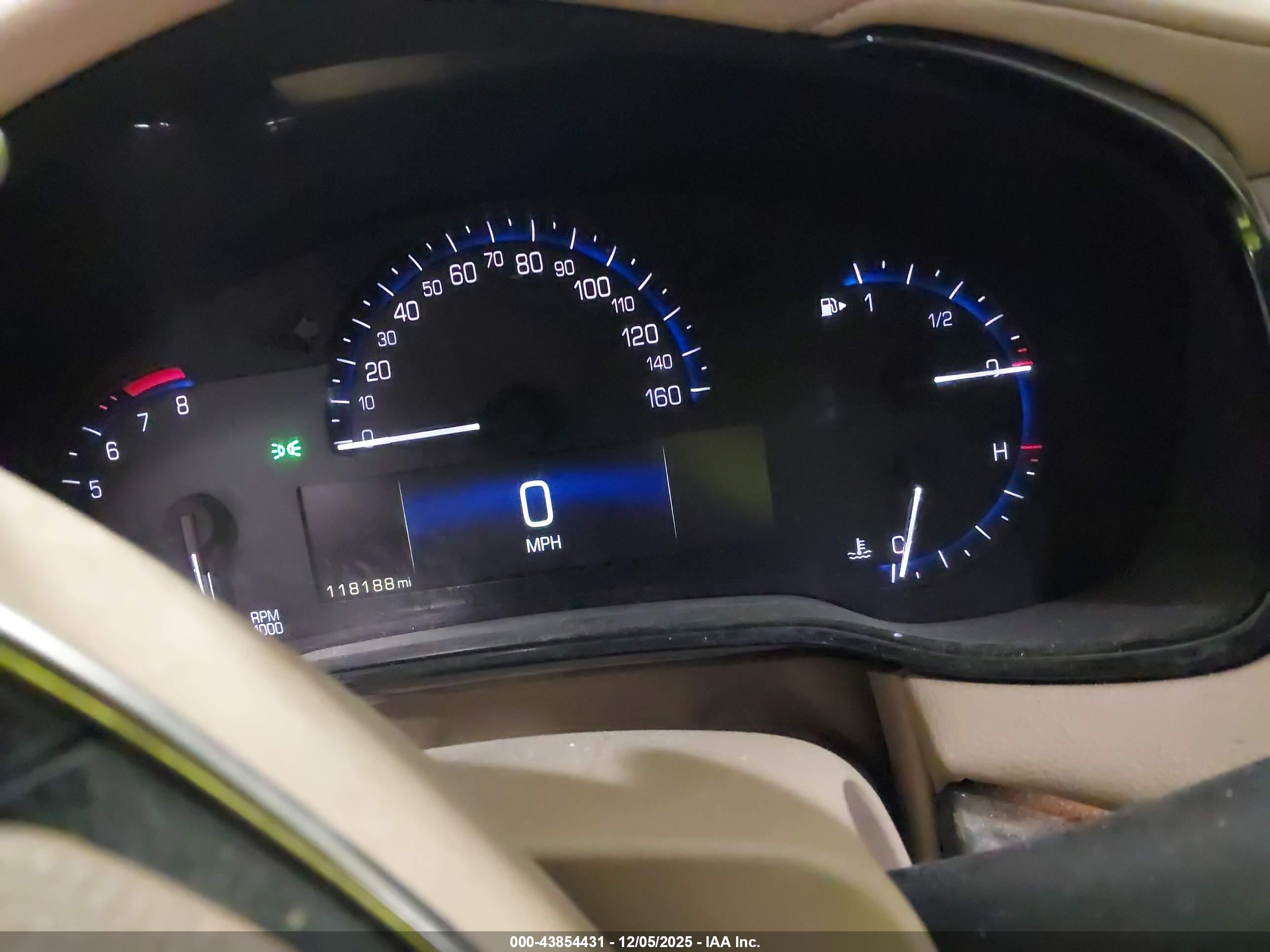 CADILLAC CTS image 7