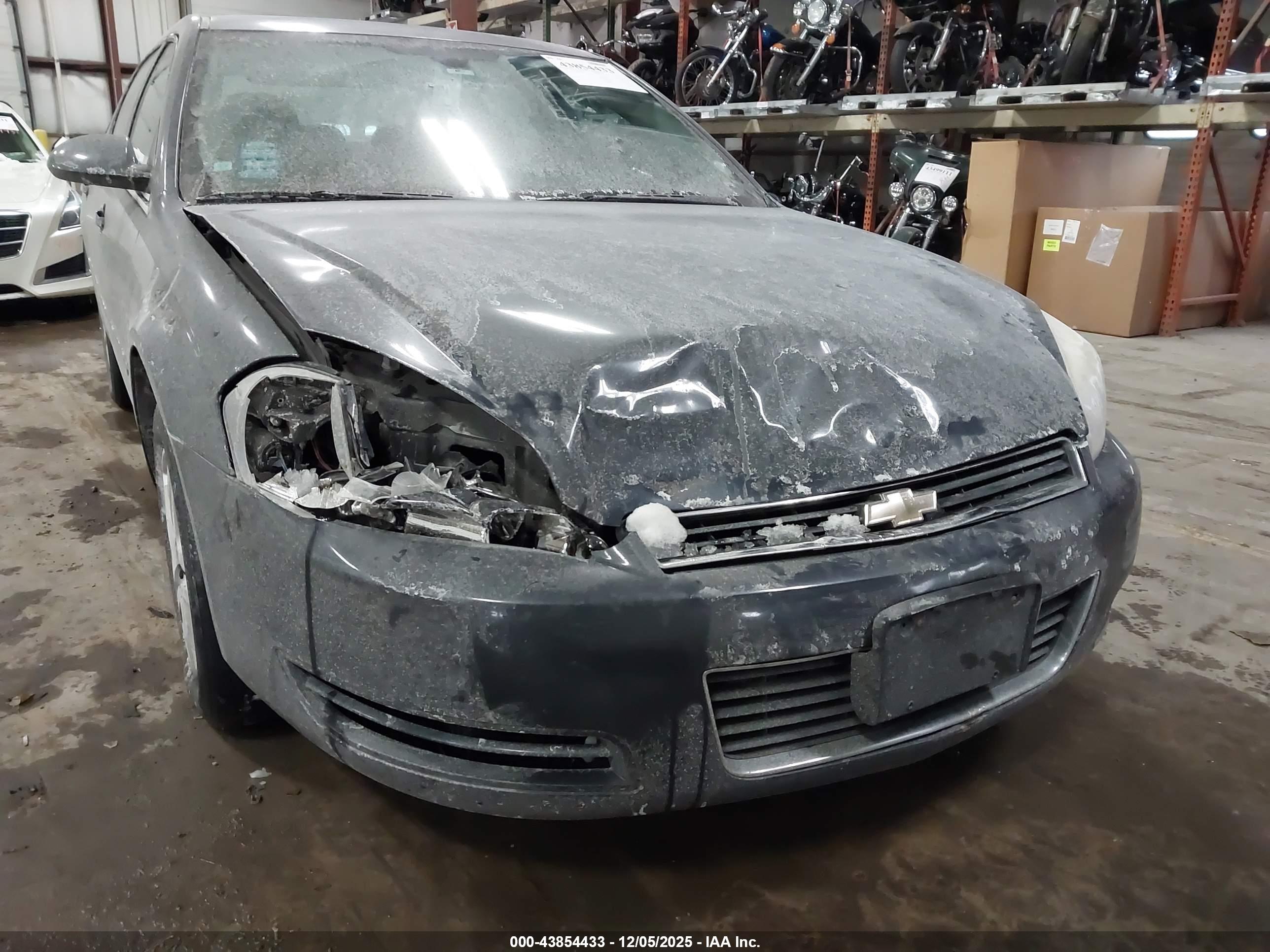 CHEVROLET IMPALA image 6