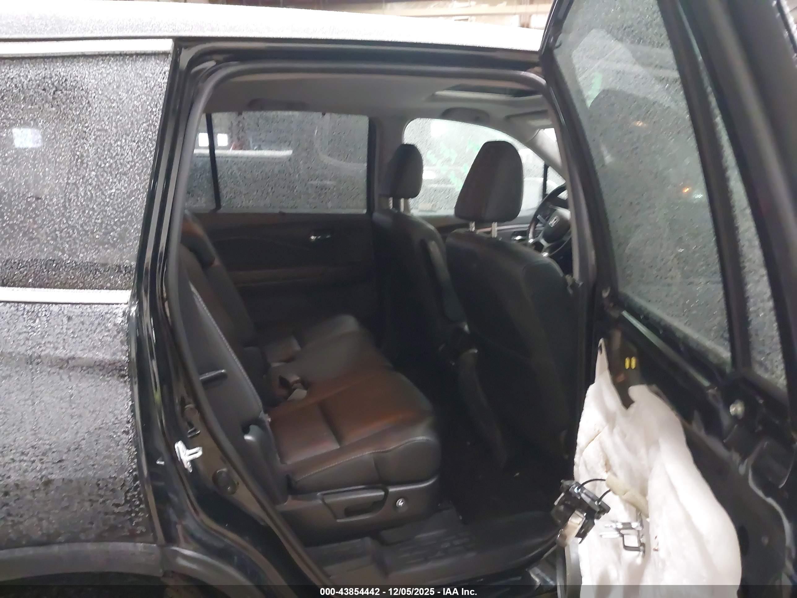 HONDA PILOT image 8
