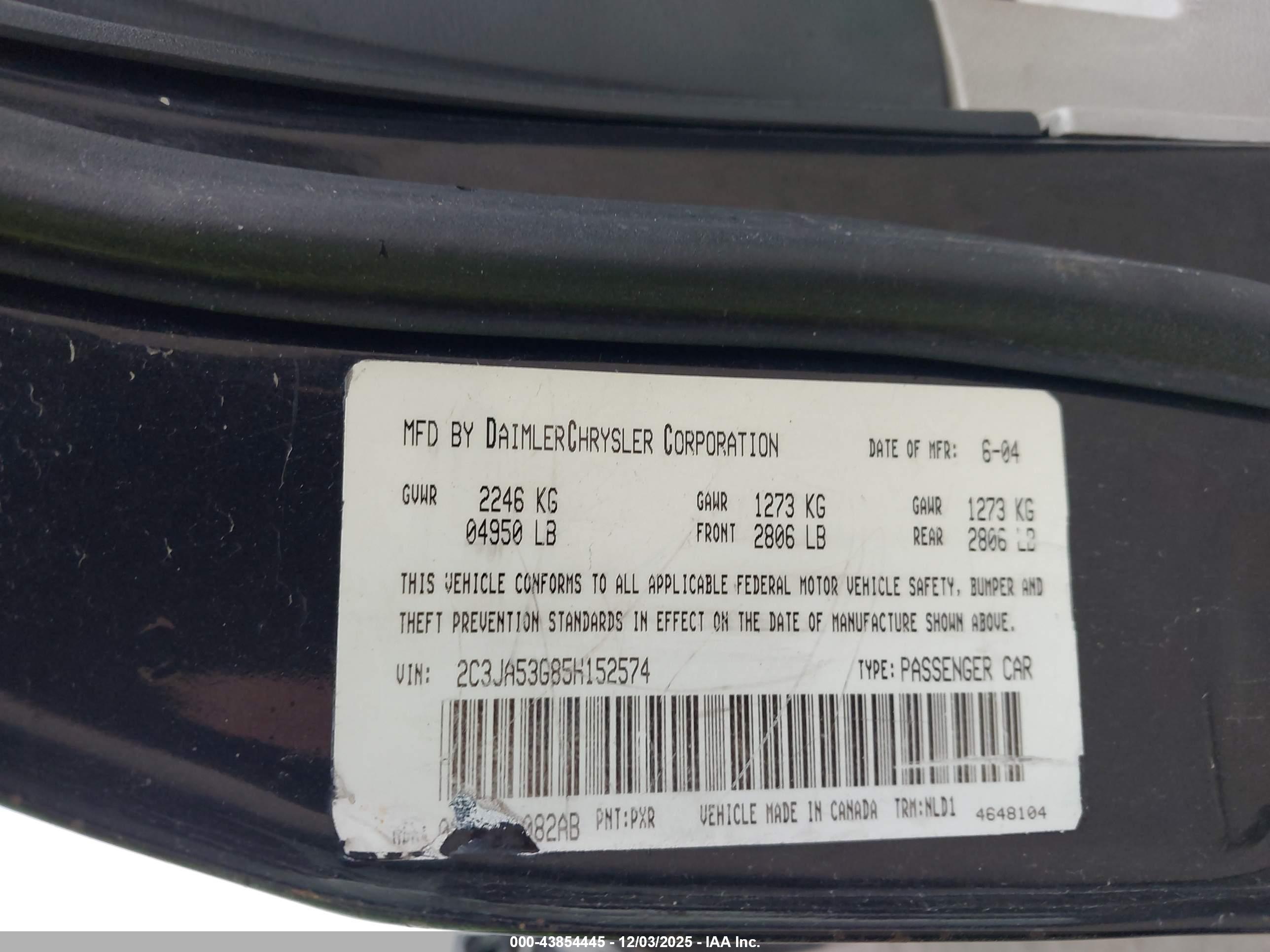 CHRYSLER 300 image 9