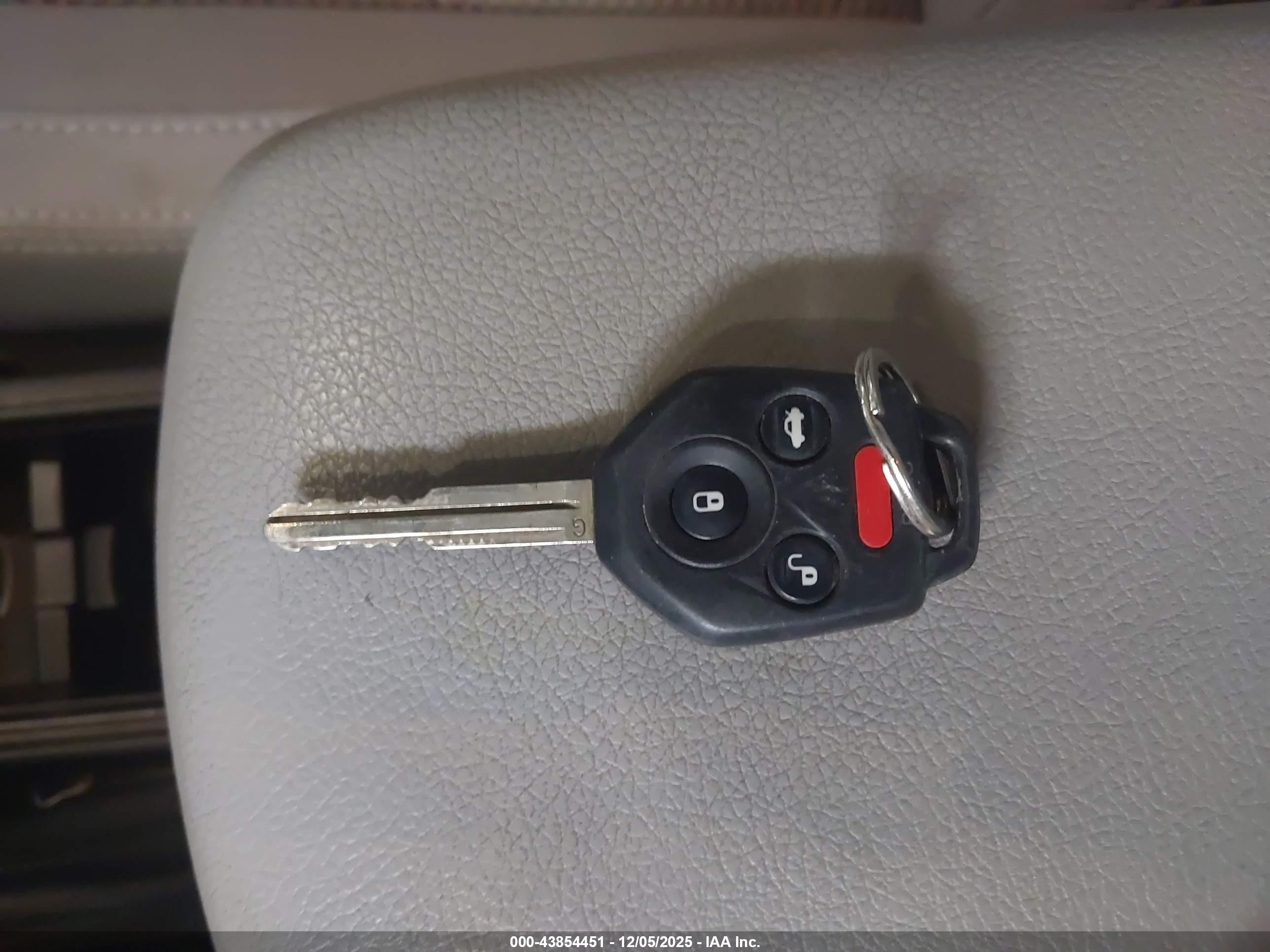 SUBARU FORESTER image 11
