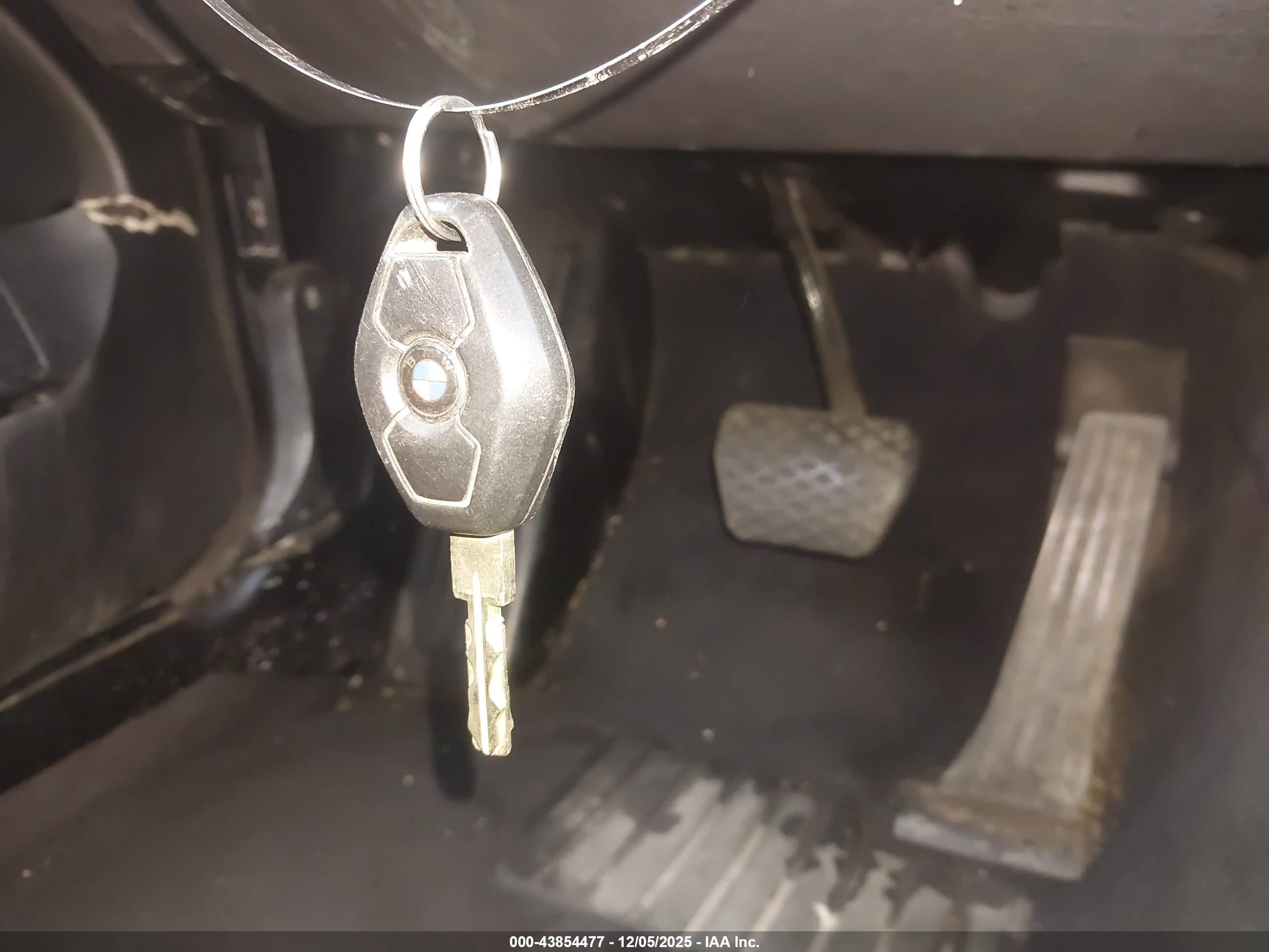 BMW 525IA image 11