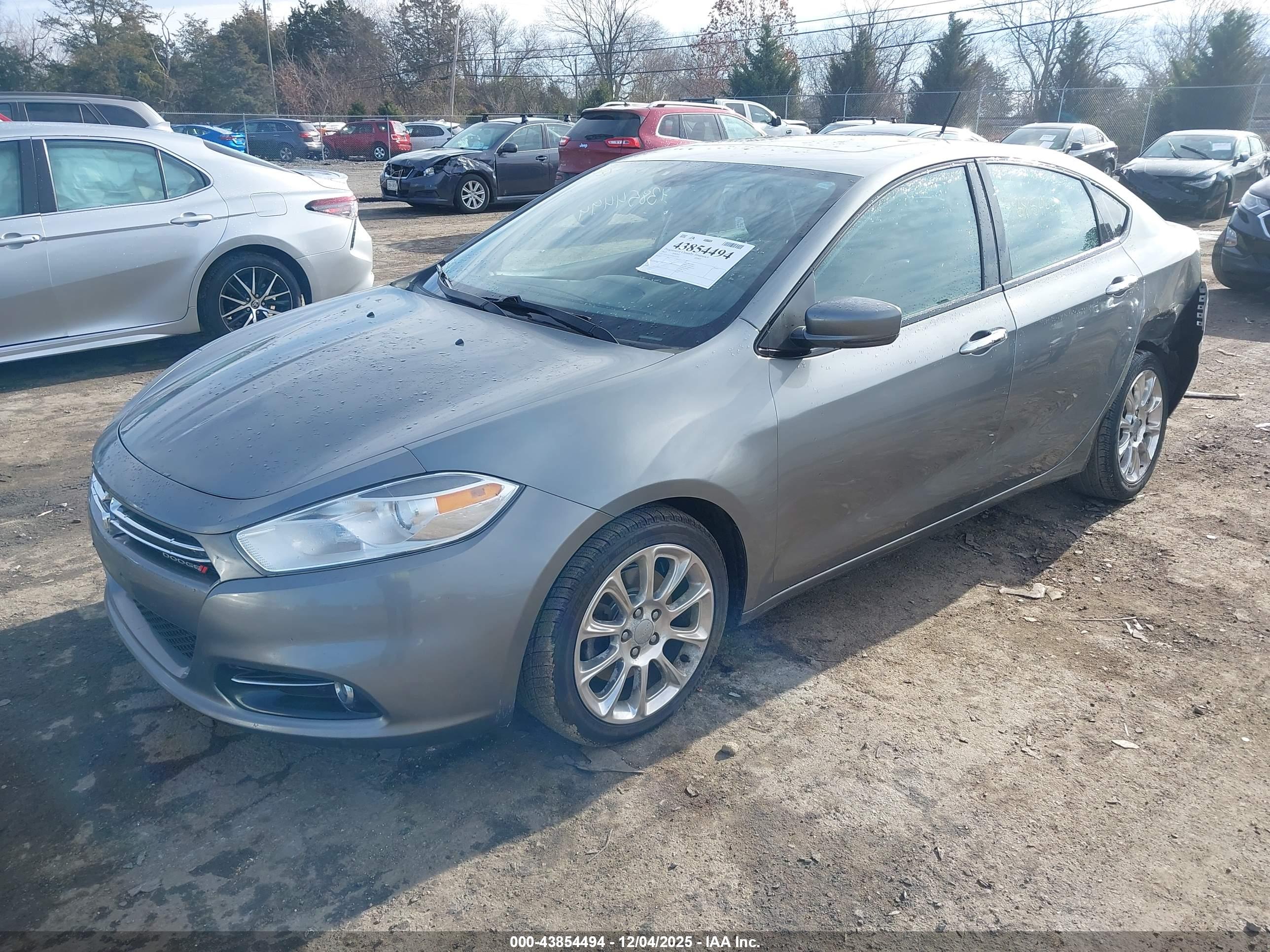 DODGE DART image 2
