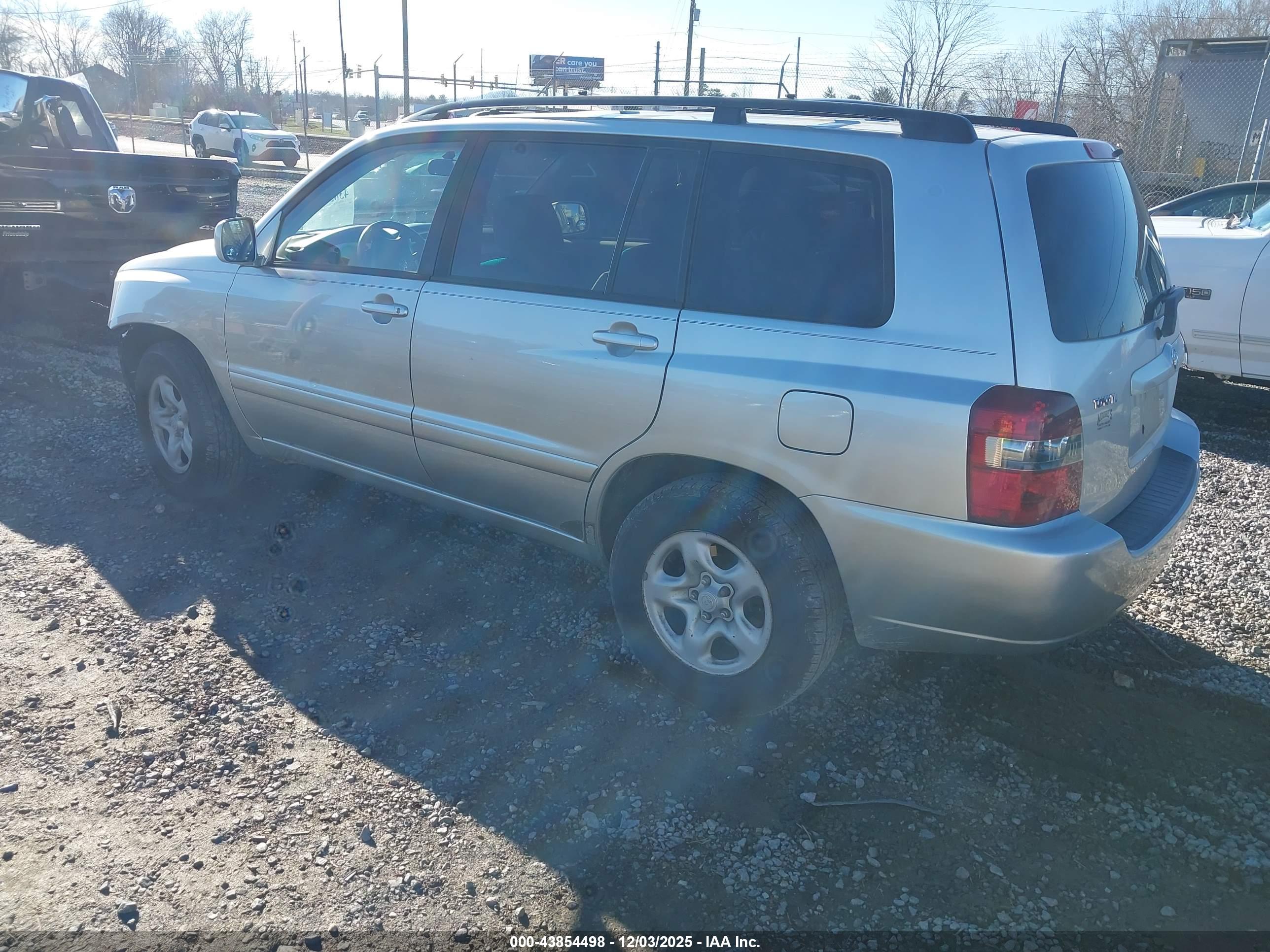 TOYOTA HIGHLANDER image 3