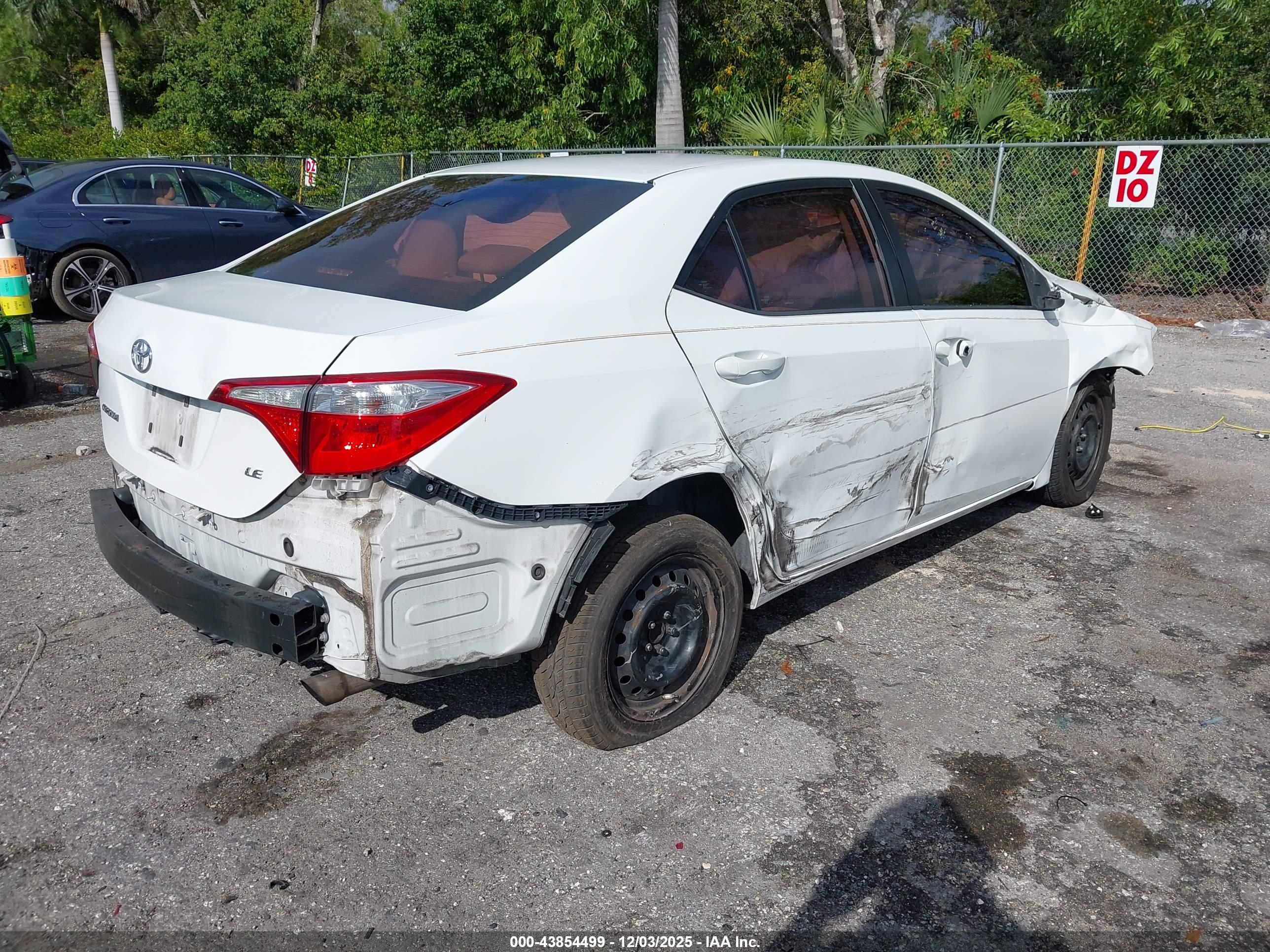 TOYOTA COROLLA image 4