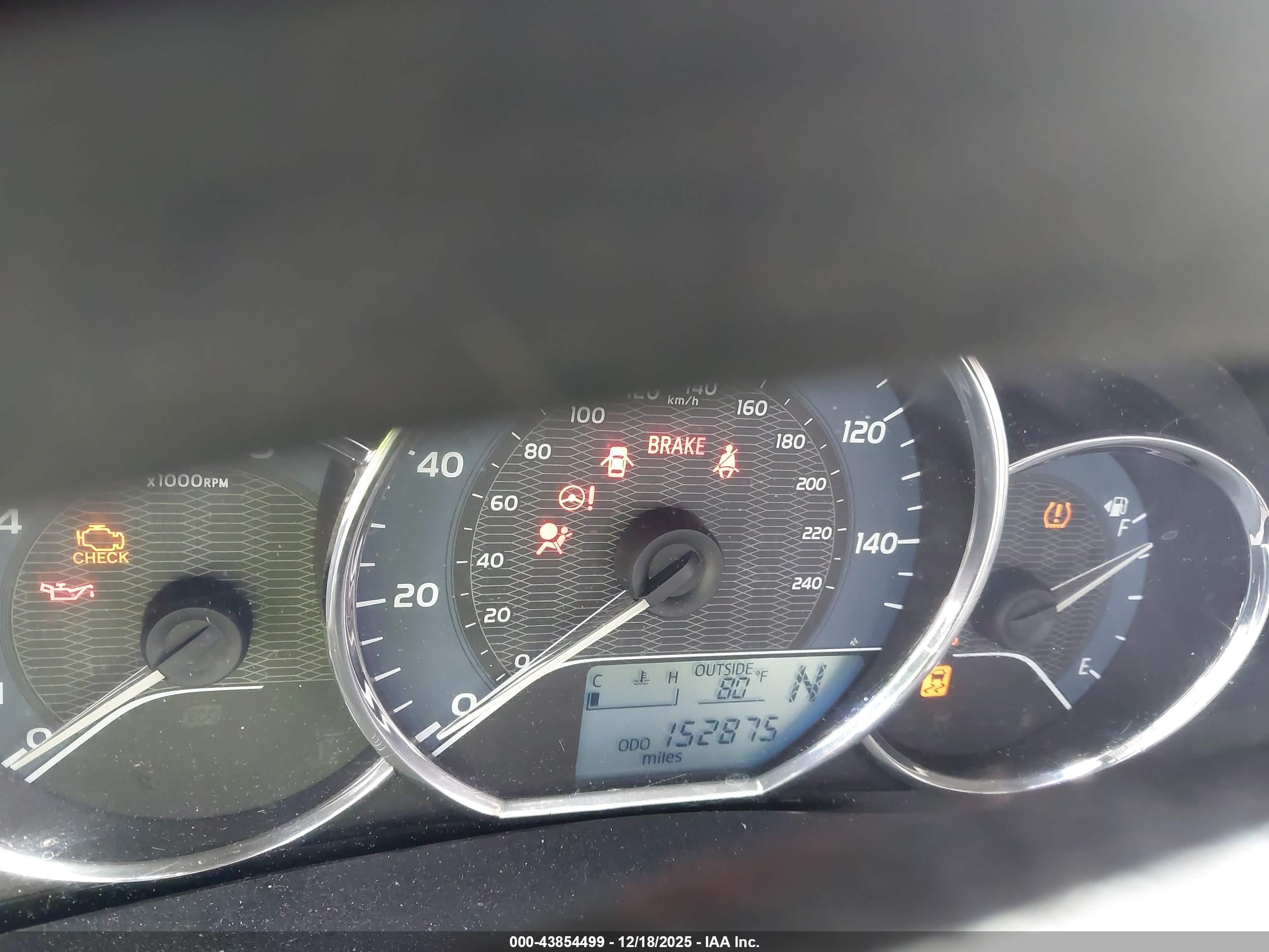 TOYOTA COROLLA image 7
