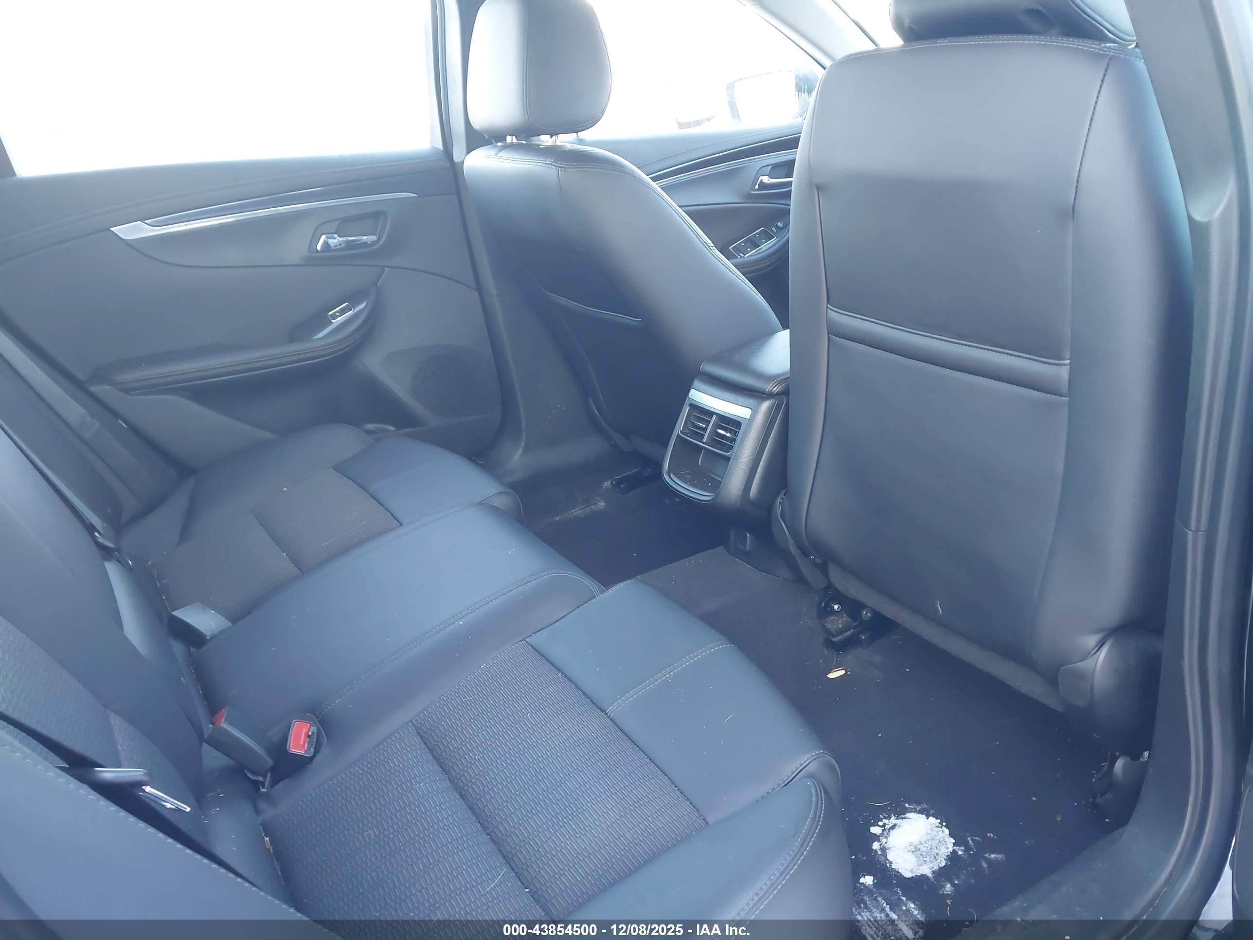 CHEVROLET IMPALA image 8
