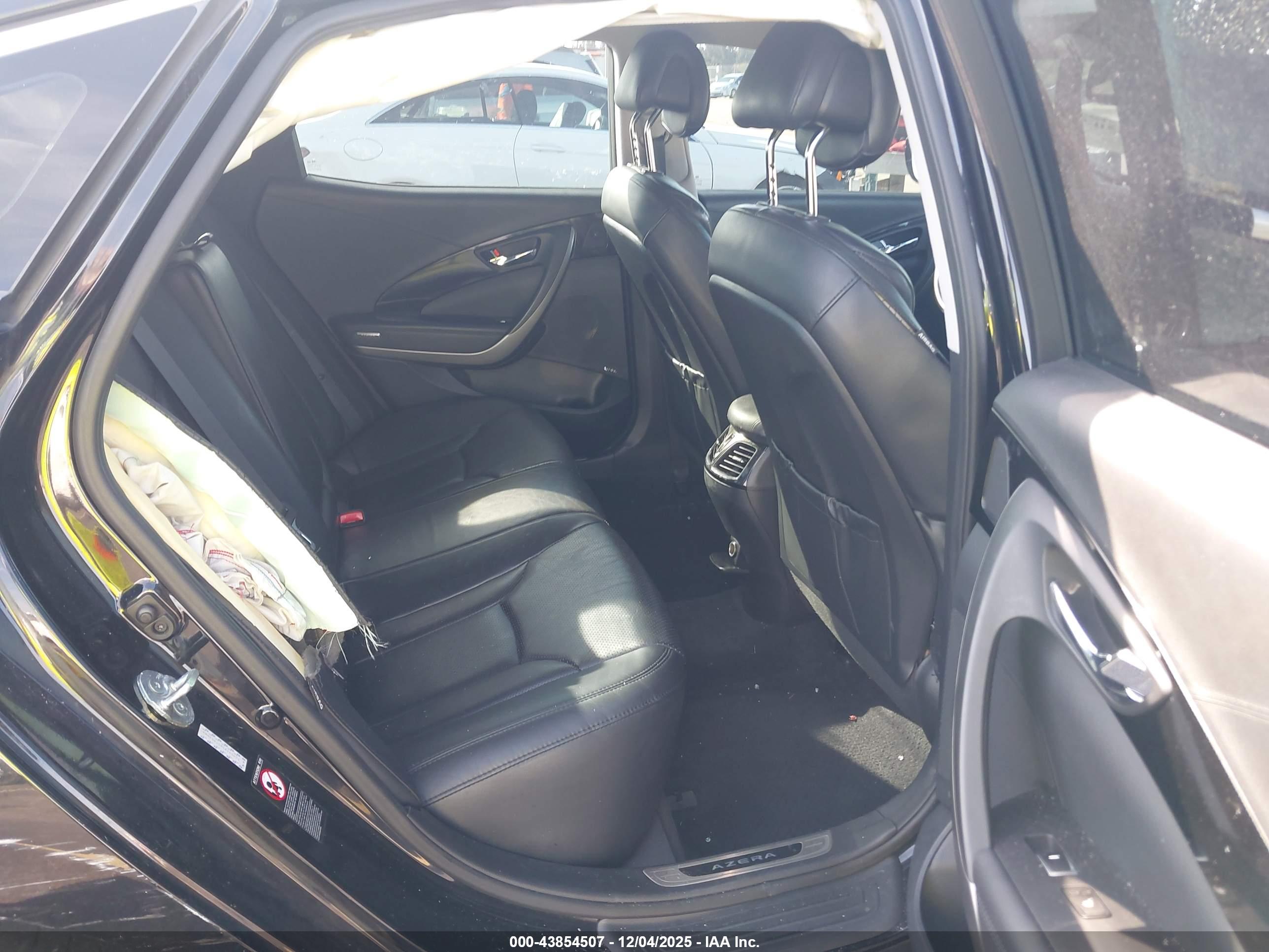 HYUNDAI AZERA image 8