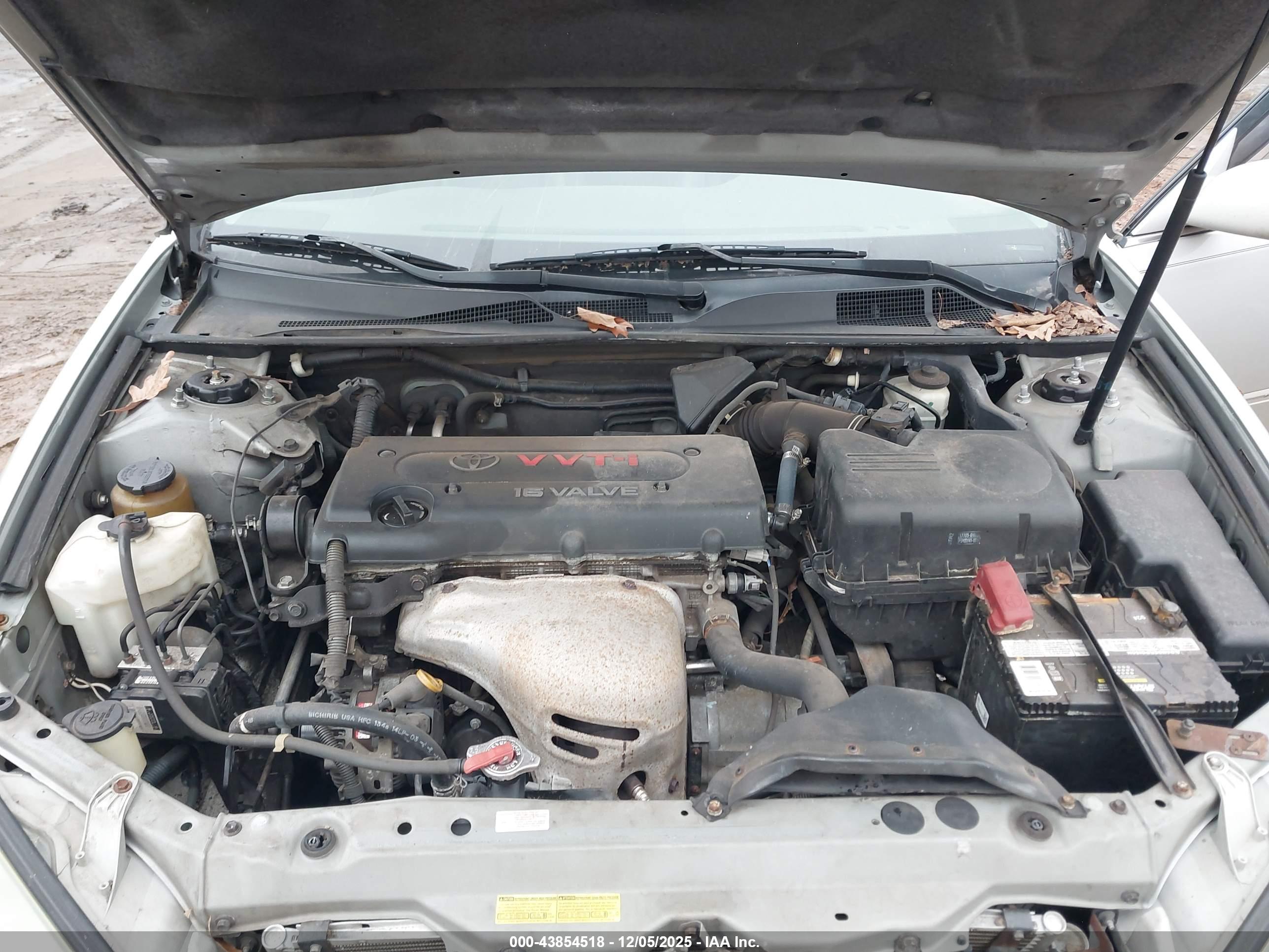 TOYOTA CAMRY image 10