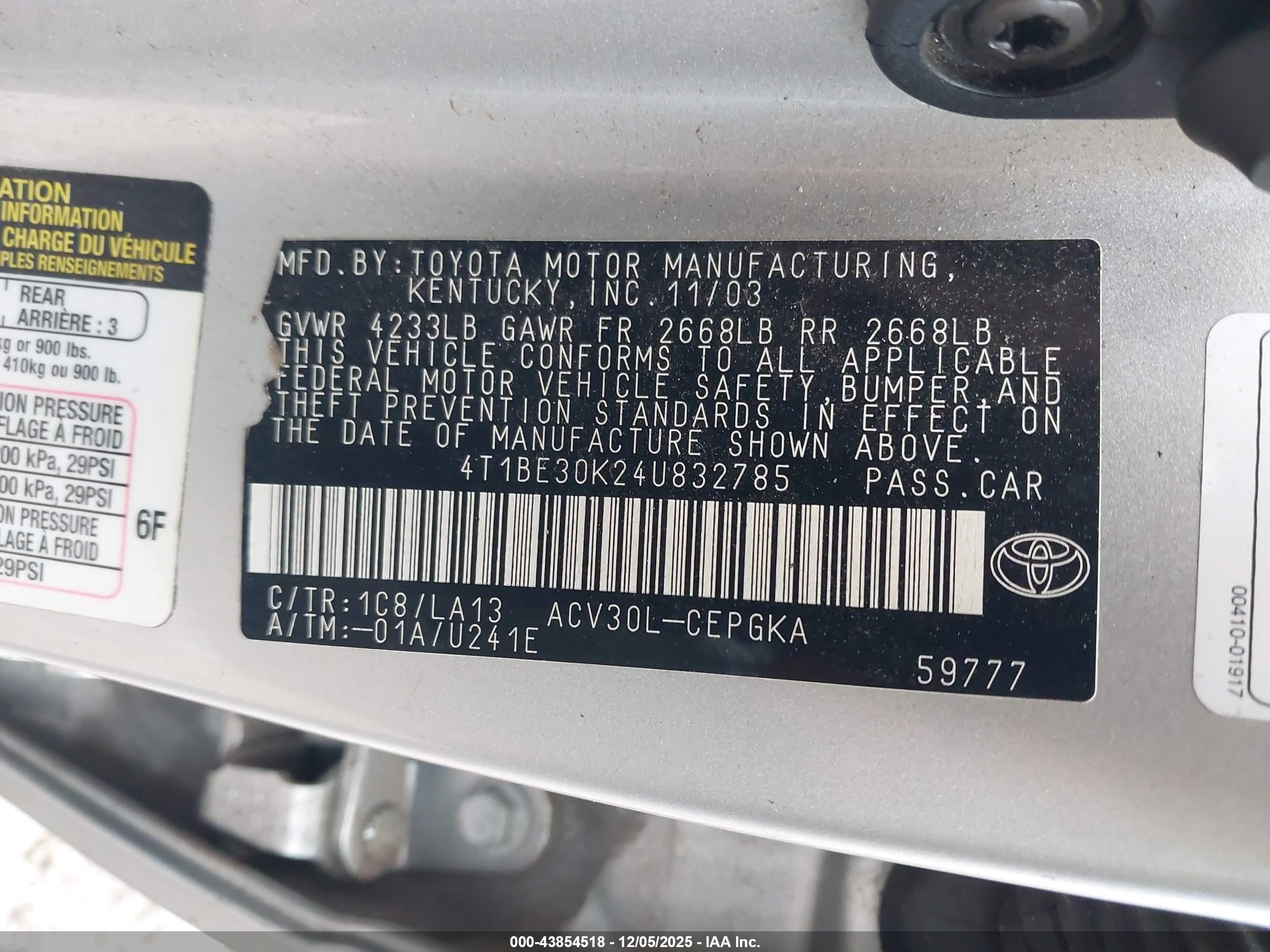 TOYOTA CAMRY image 9