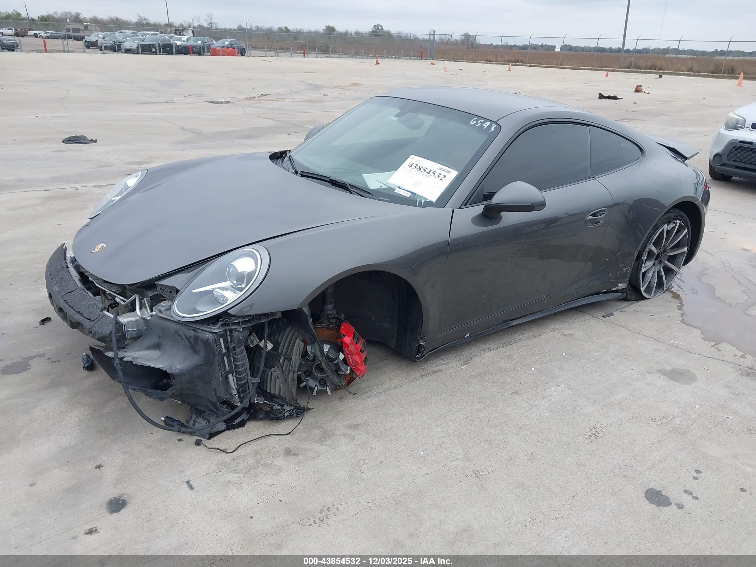 PORSCHE 911 image 2