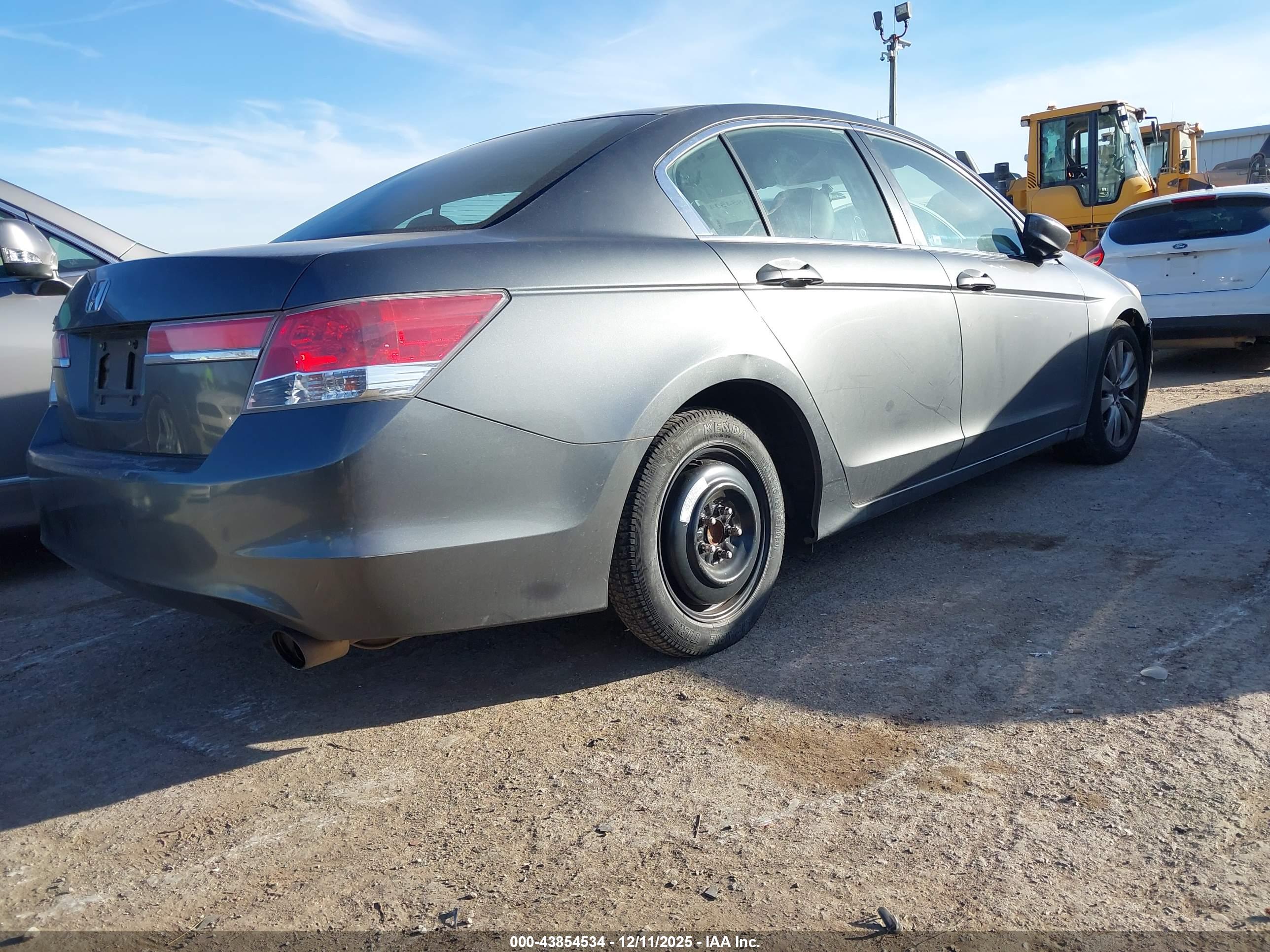 HONDA ACCORD image 4