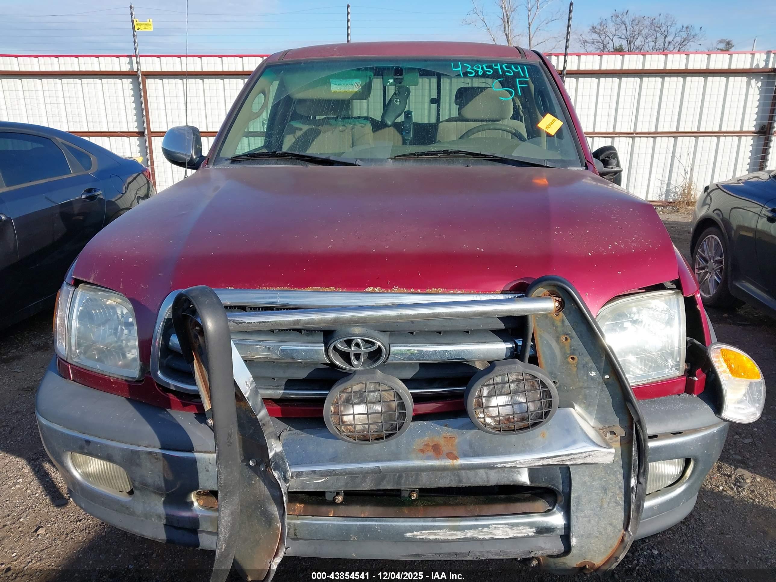 TOYOTA TUNDRA image 10
