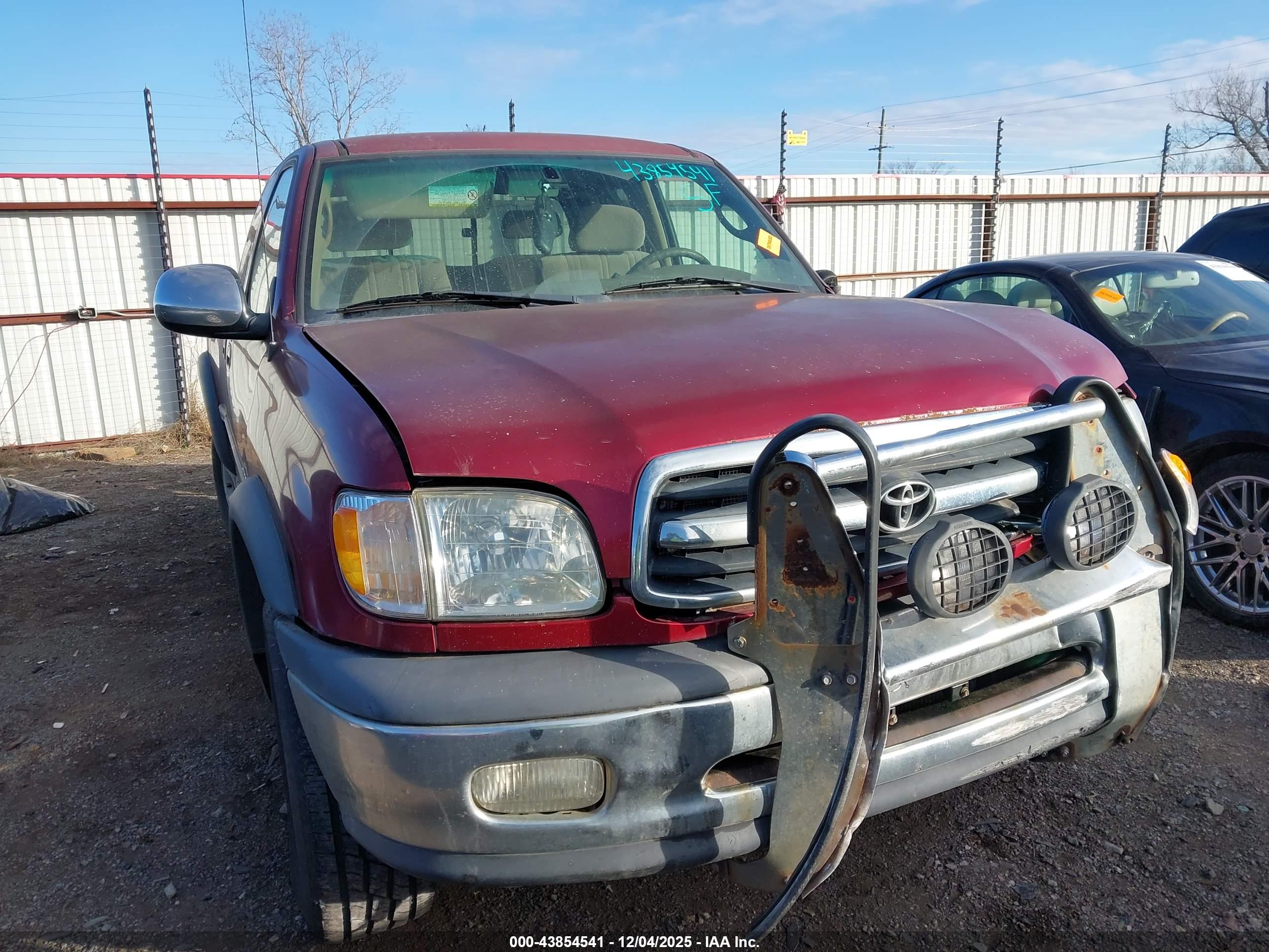 TOYOTA TUNDRA image 6