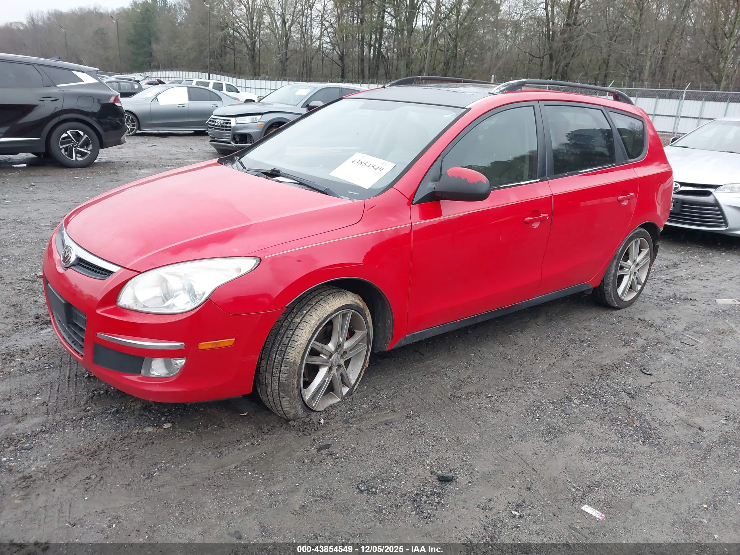 HYUNDAI ELANTRA image 2