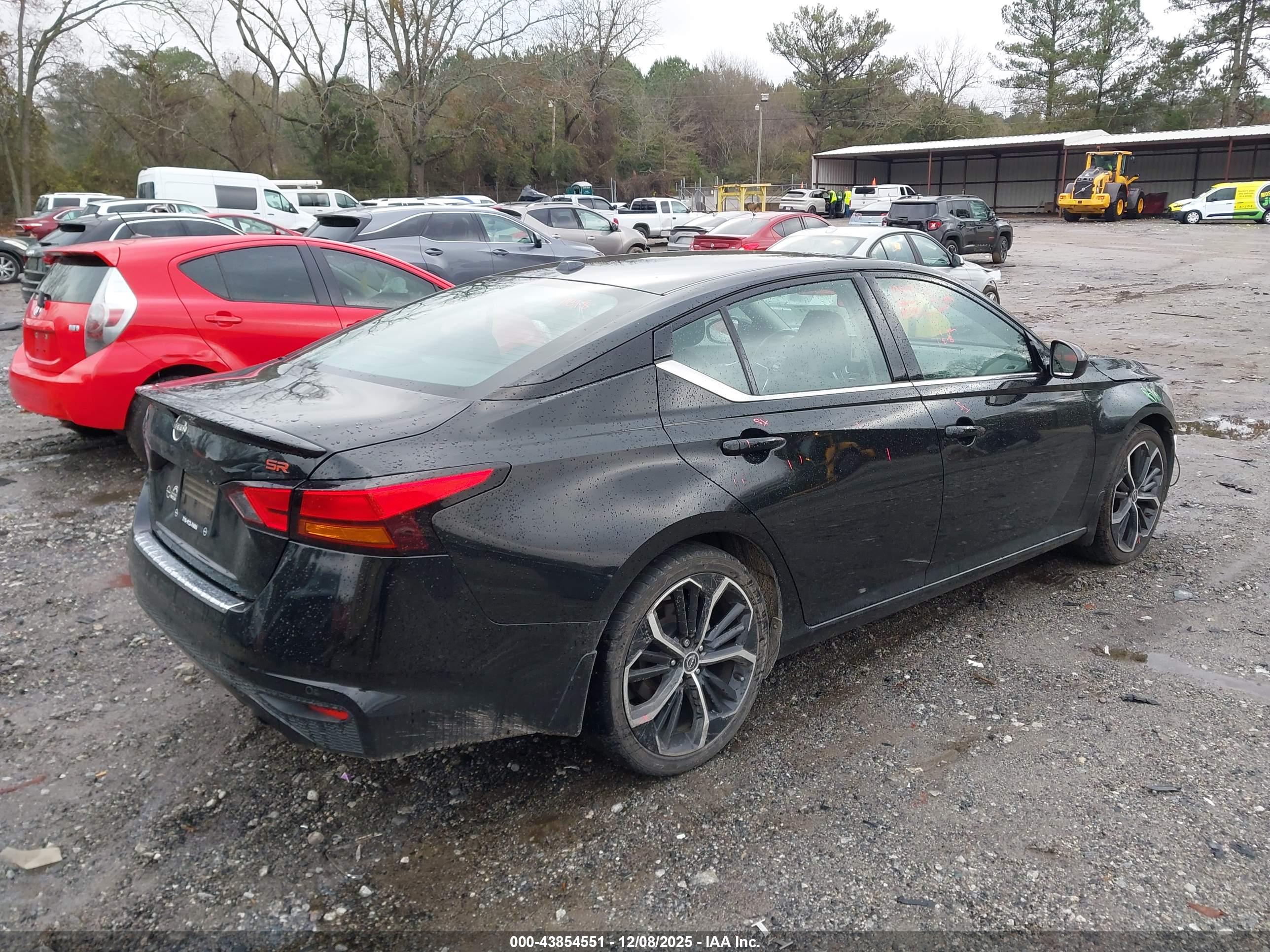 NISSAN ALTIMA image 4