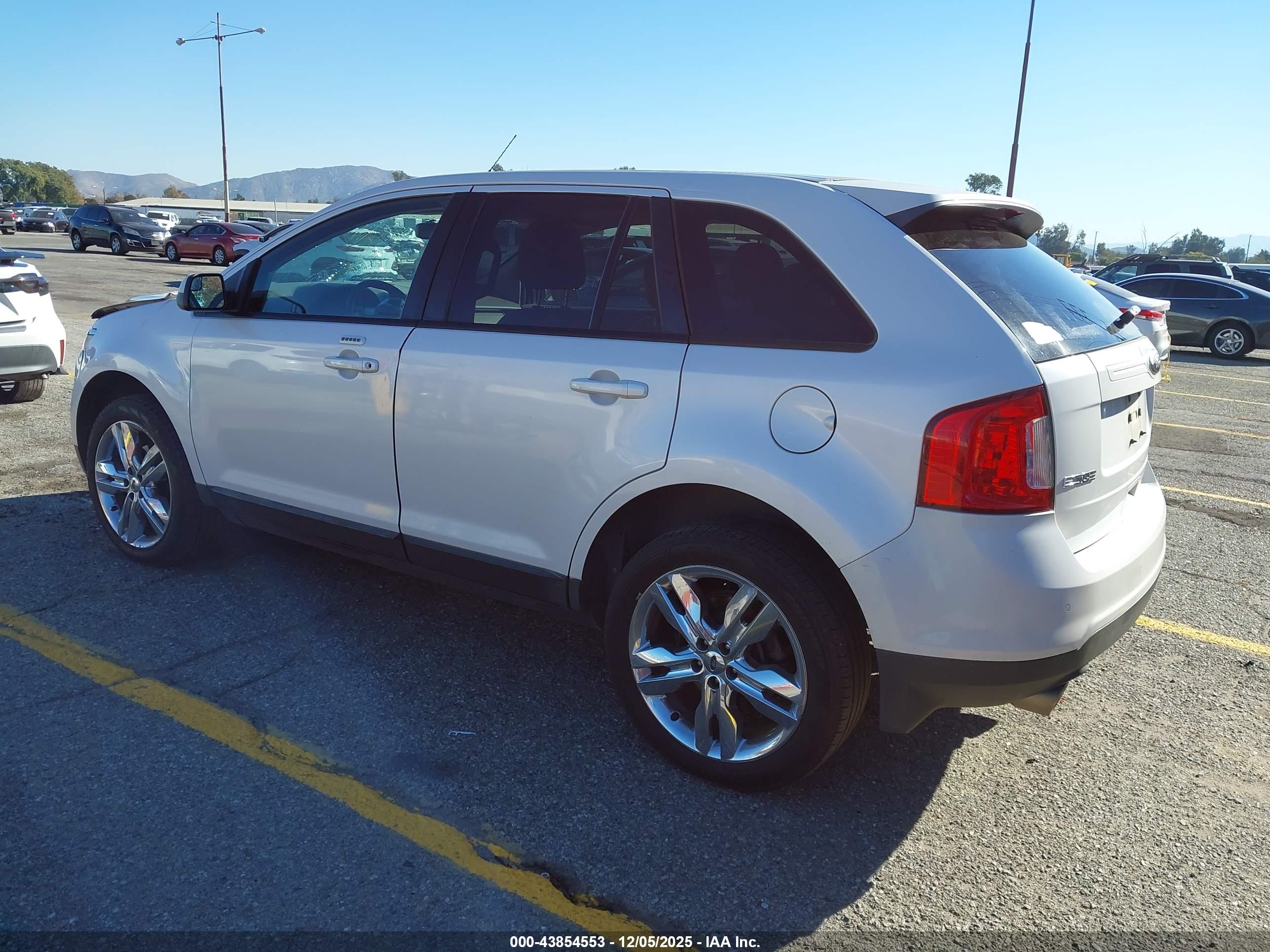 FORD EDGE image 3