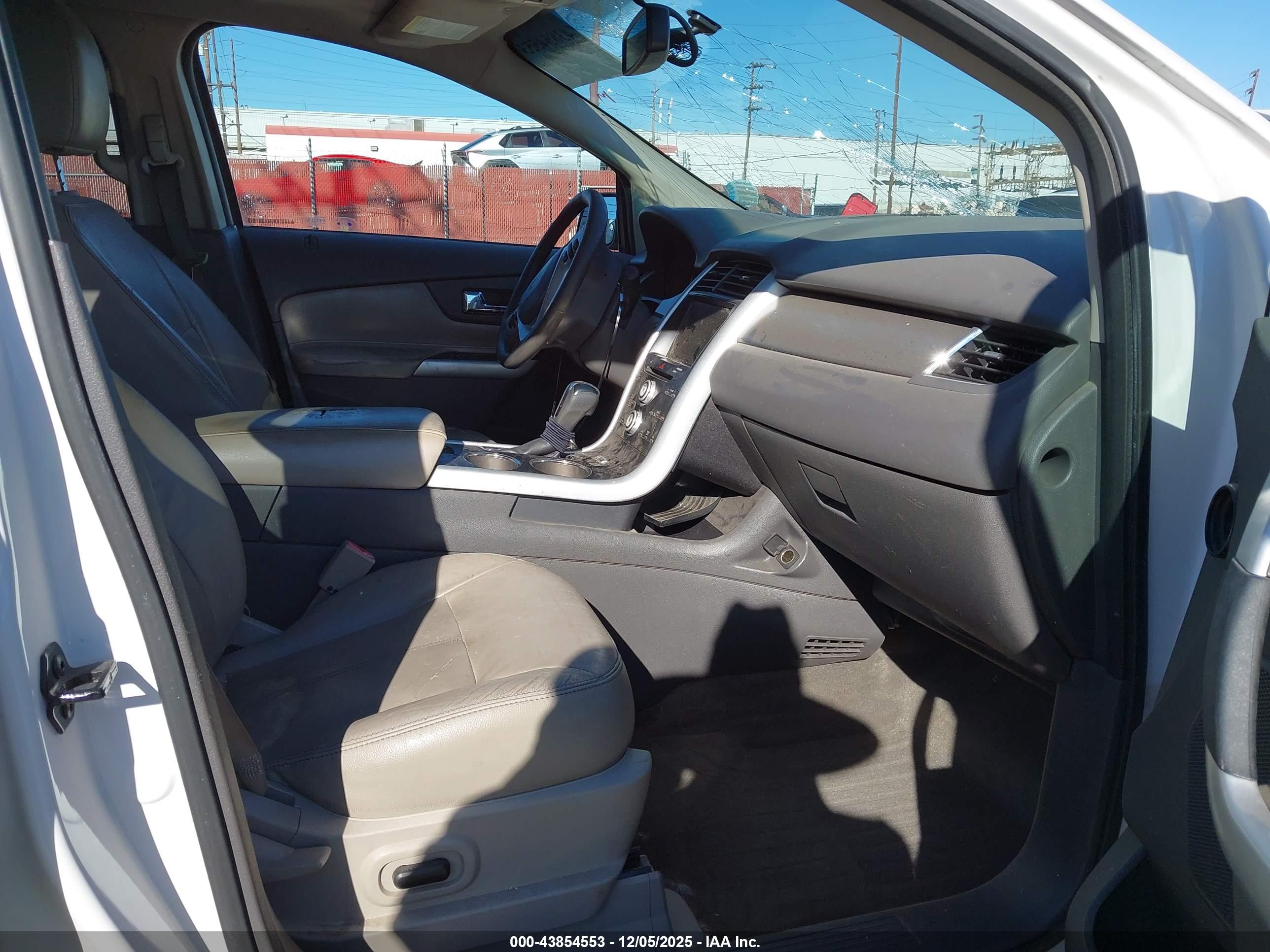 FORD EDGE image 5