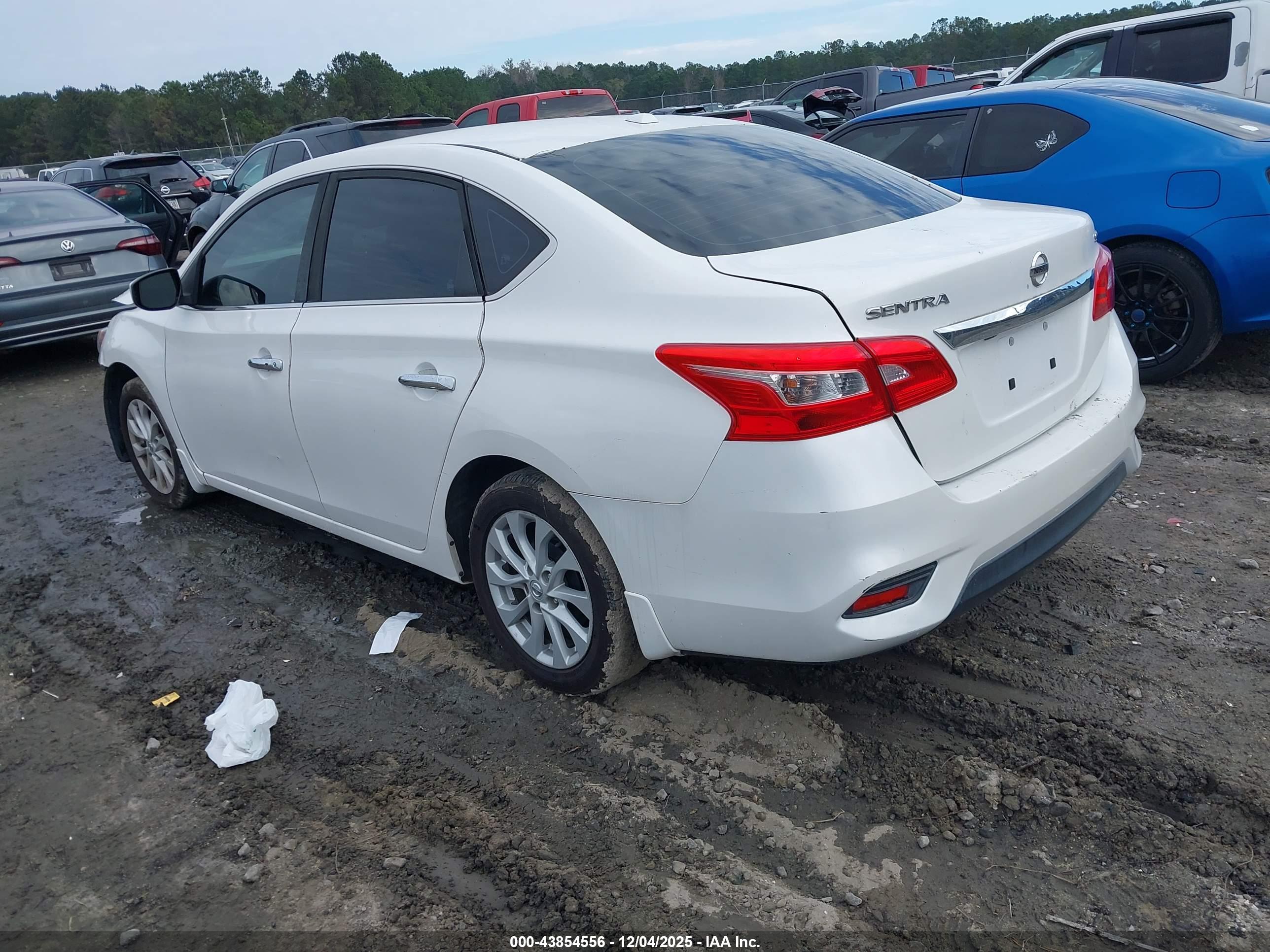 NISSAN SENTRA image 3
