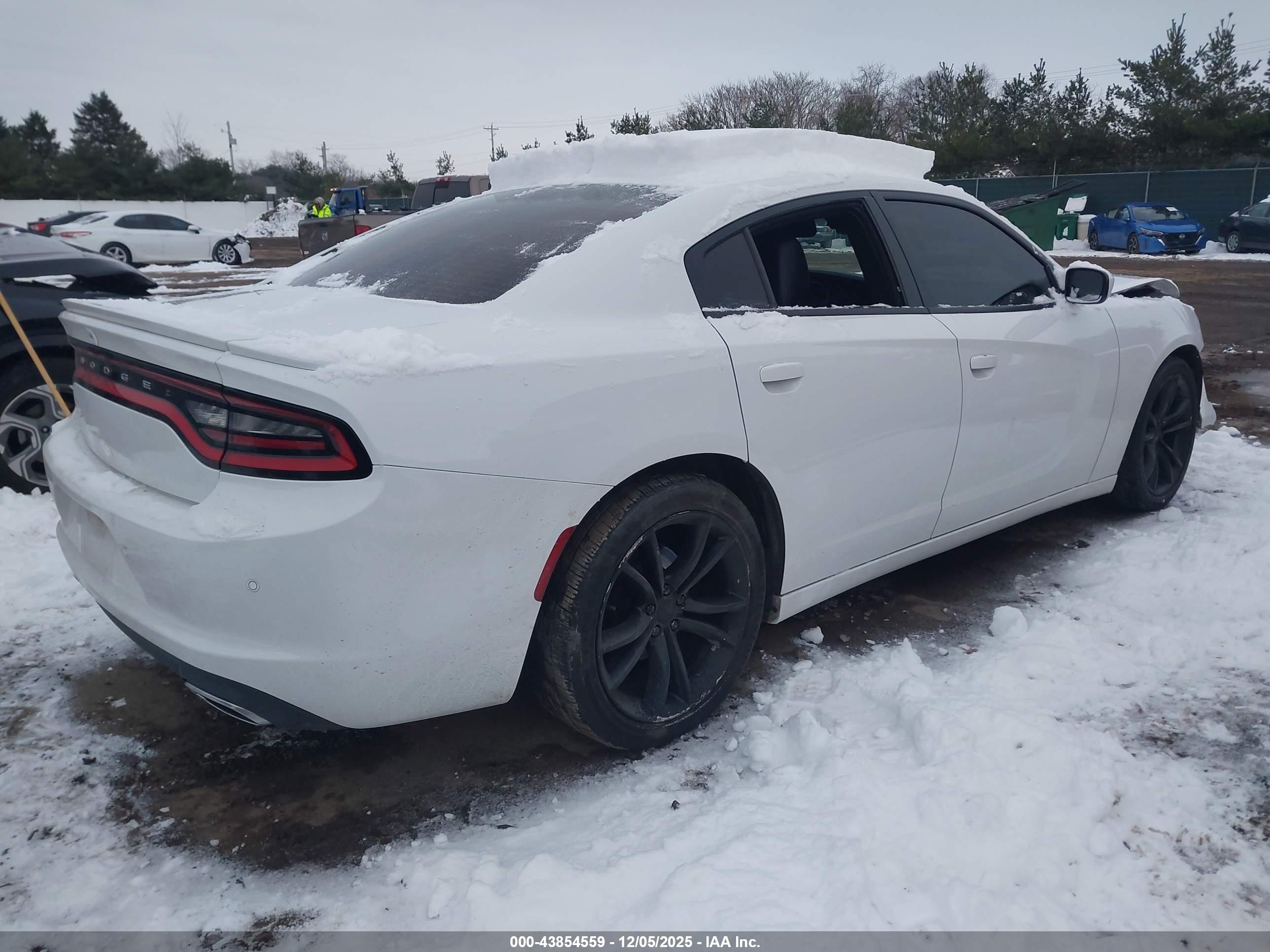 DODGE CHARGER image 4
