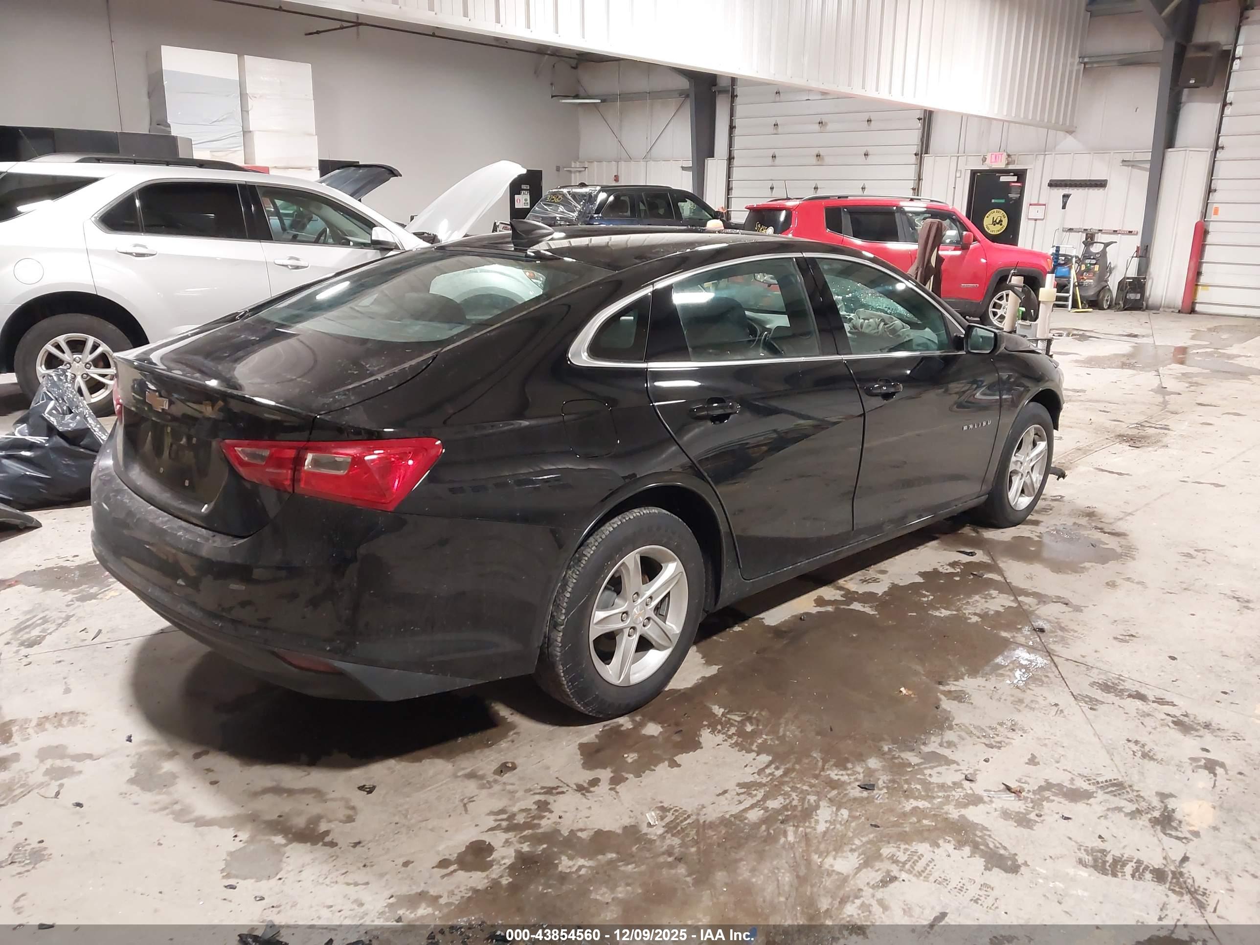 CHEVROLET MALIBU image 4