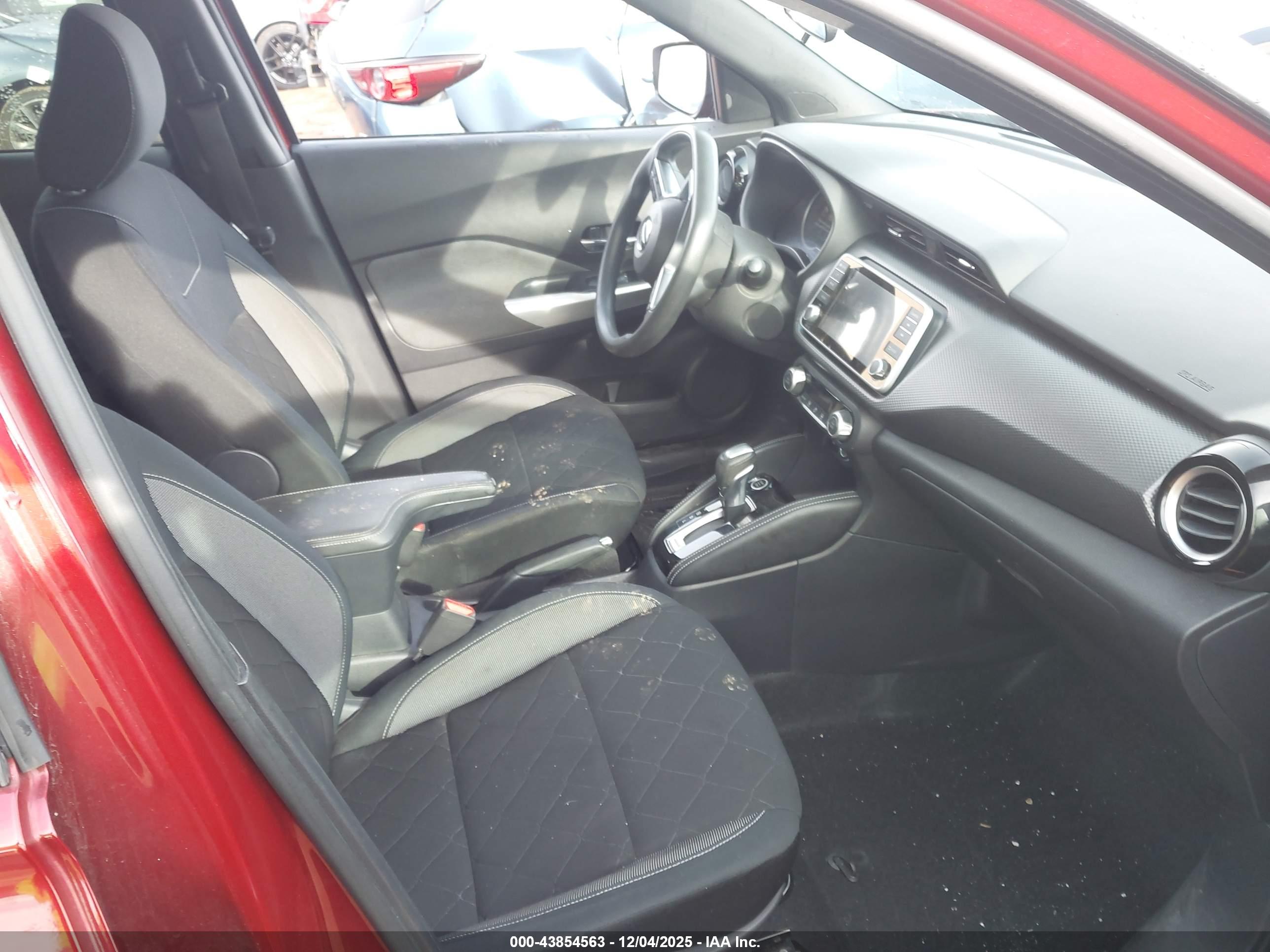 NISSAN KICKS image 5