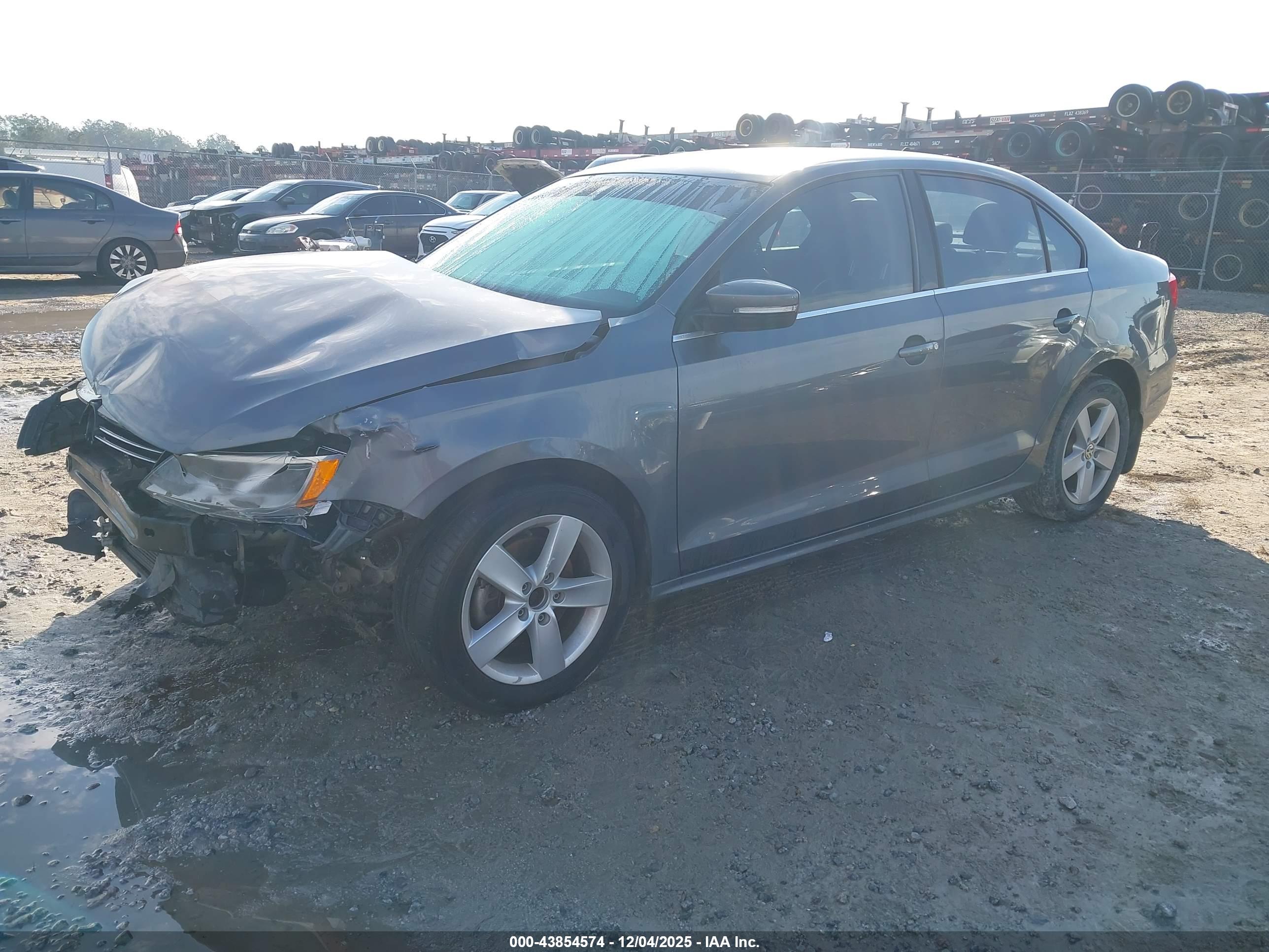 VOLKSWAGEN JETTA image 2