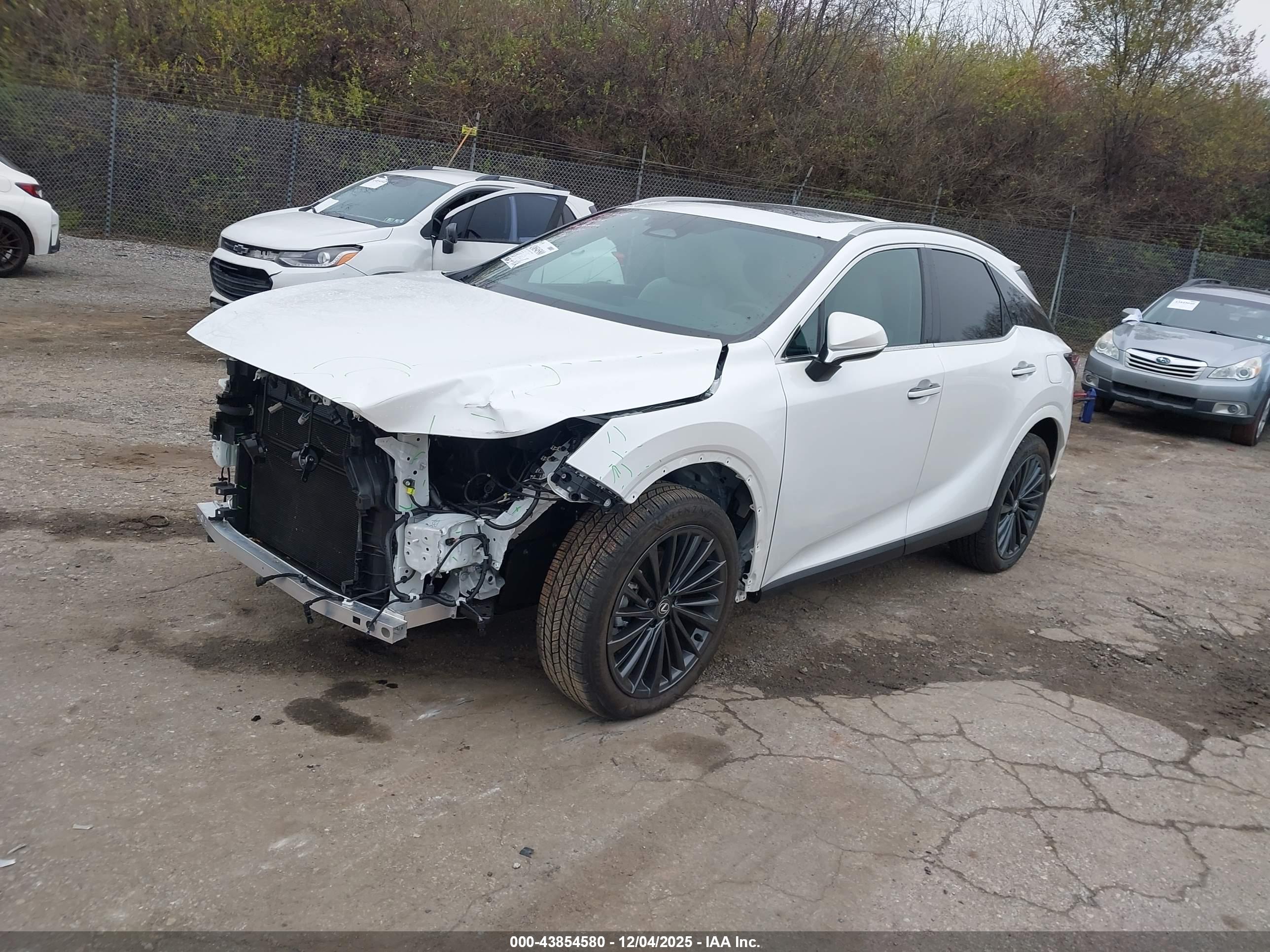 LEXUS RX image 2