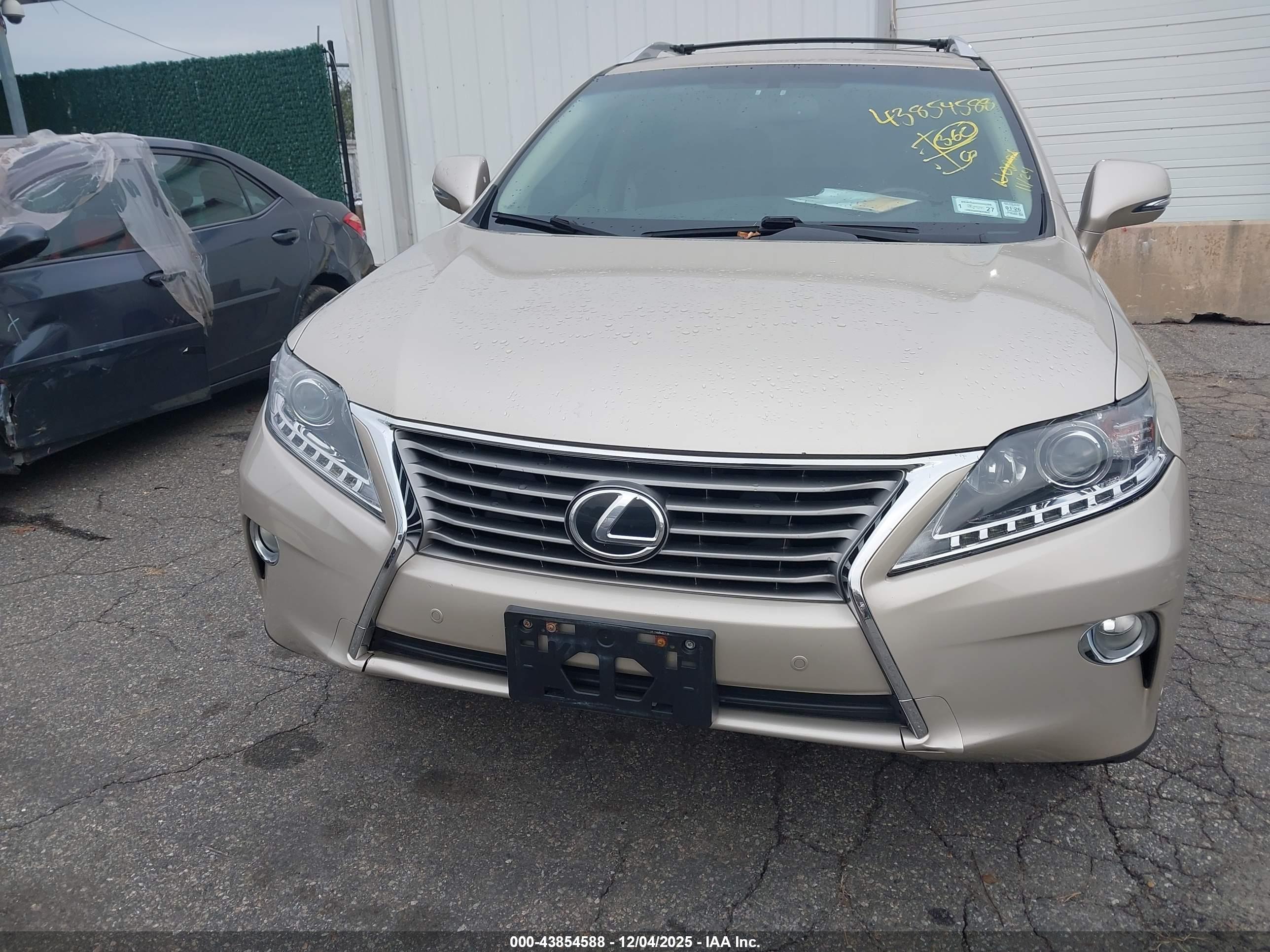 LEXUS RX image 6
