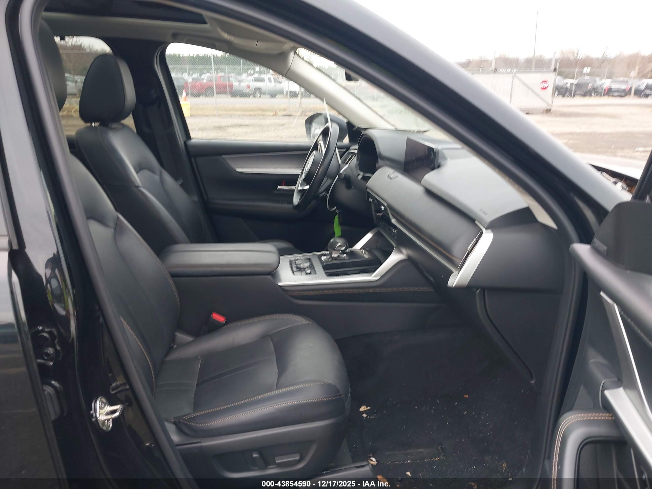 MAZDA CX-90 image 5