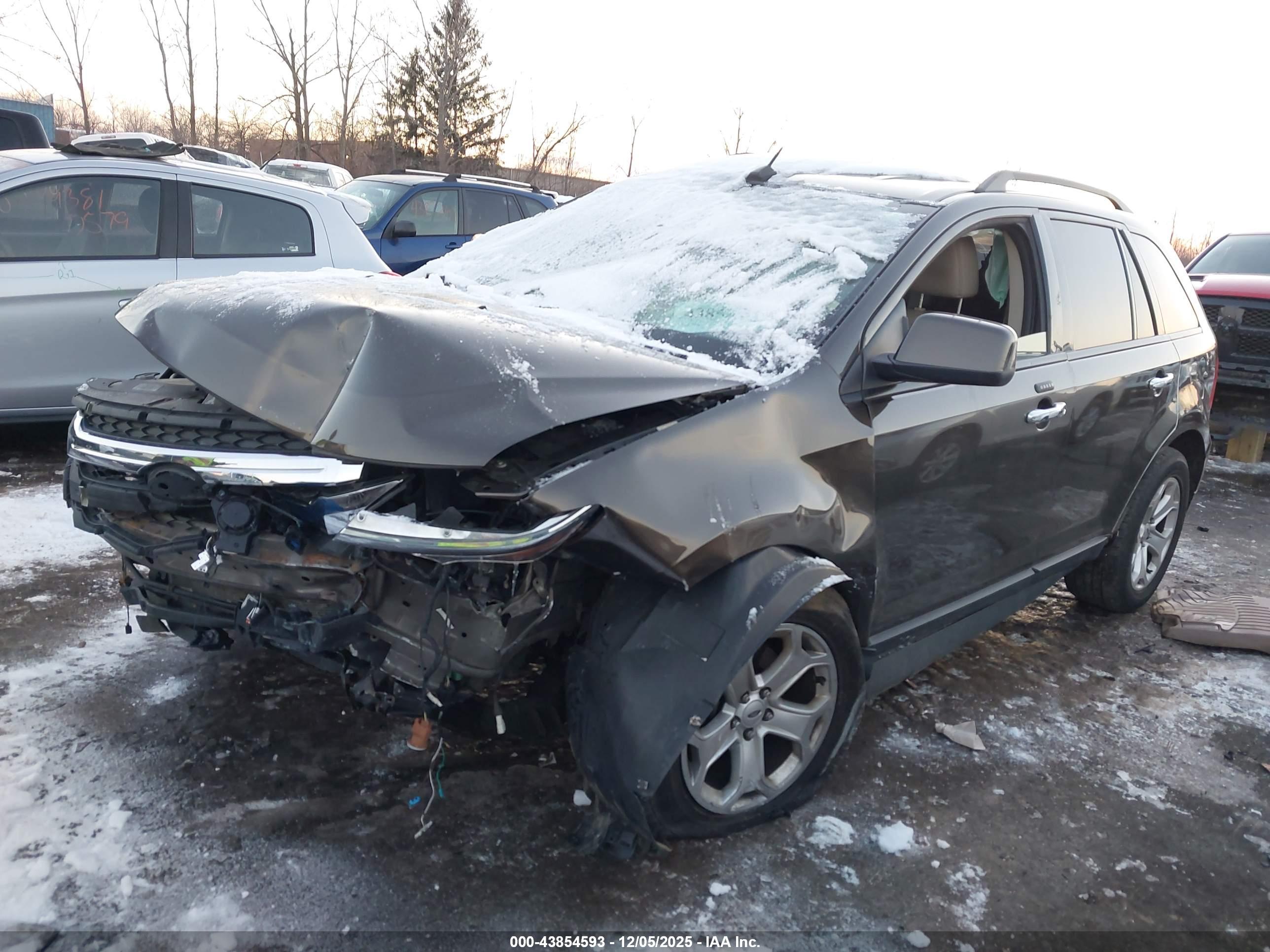 FORD EDGE image 2