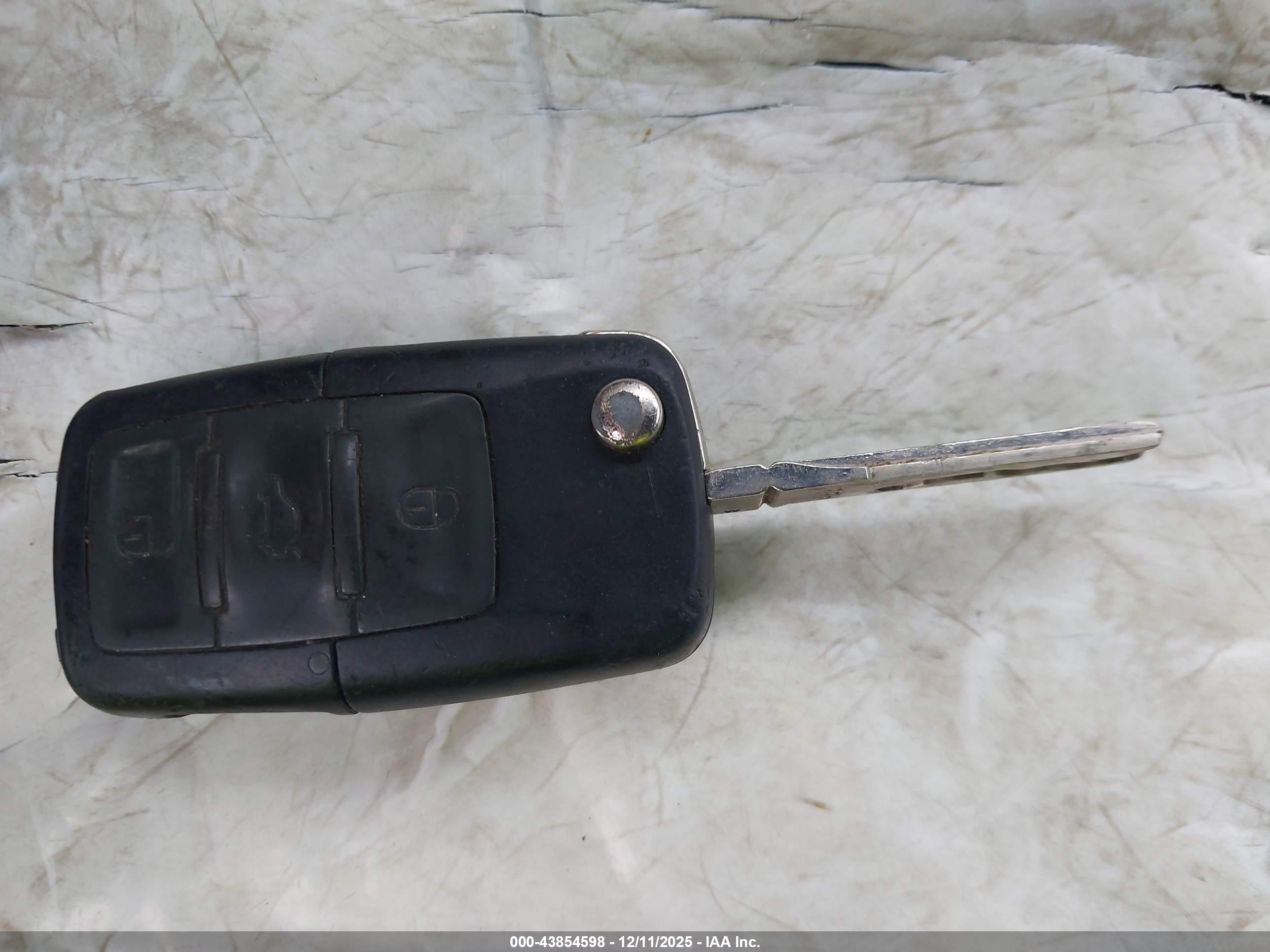 VOLKSWAGEN GOLF image 11
