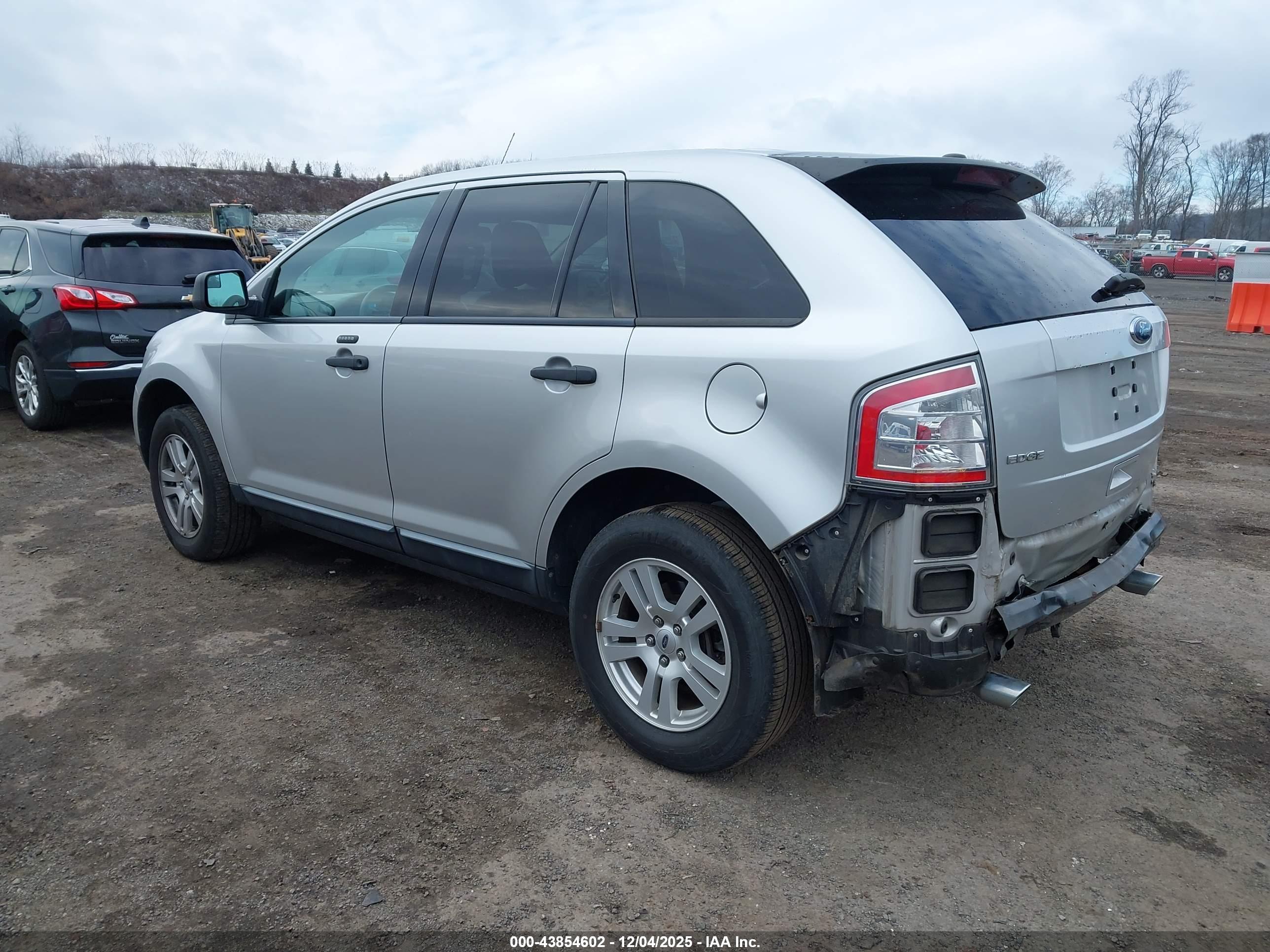 FORD EDGE image 3