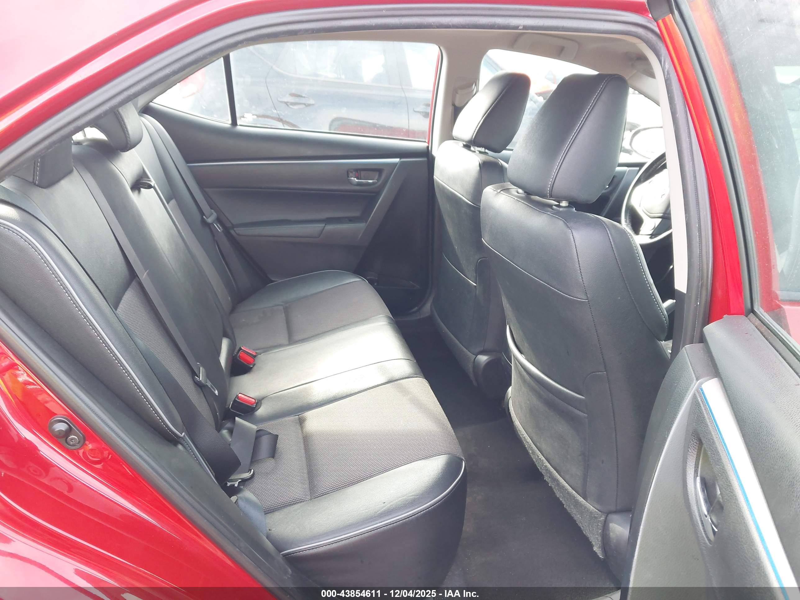 TOYOTA COROLLA image 8