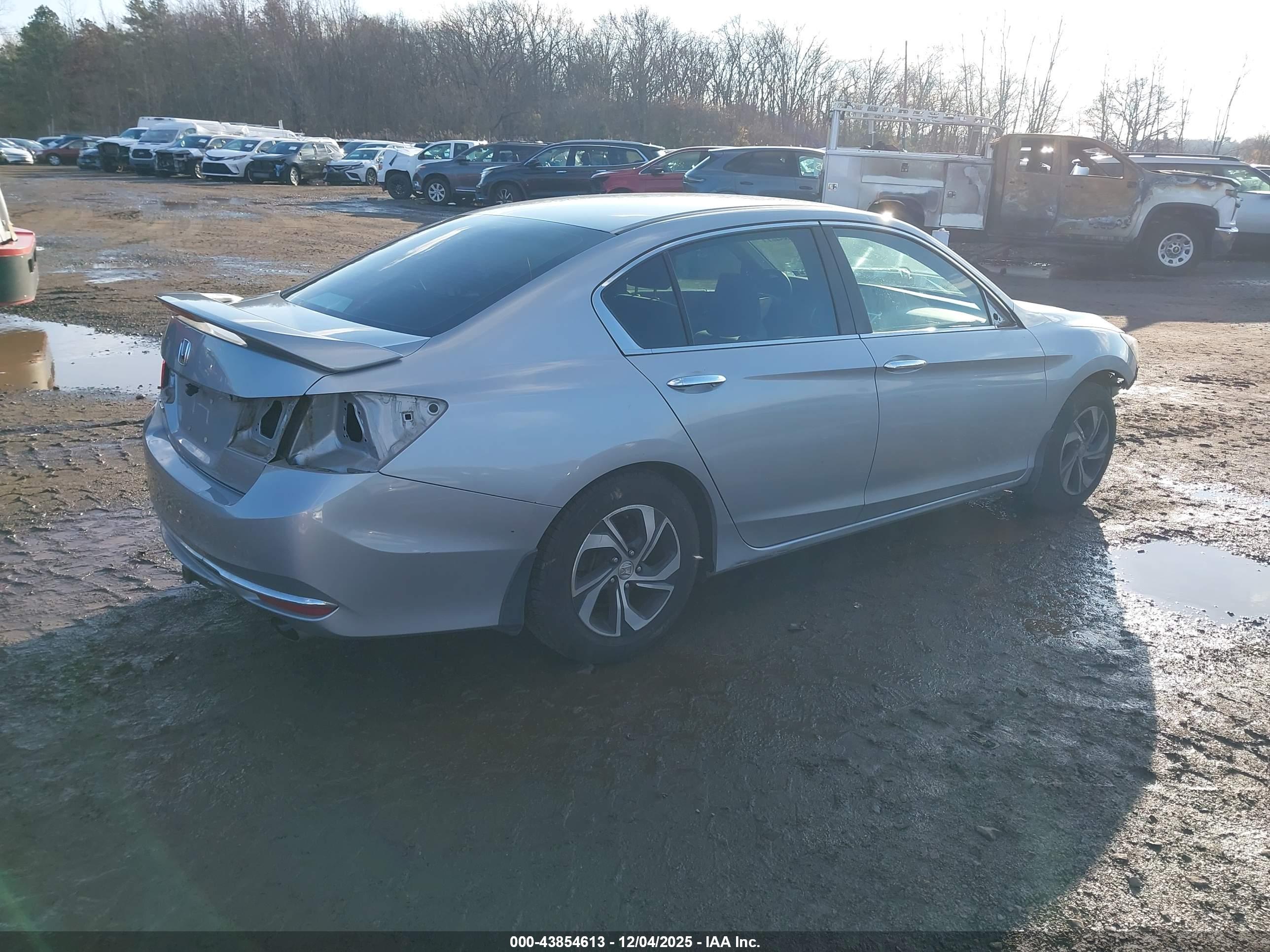 HONDA ACCORD image 4